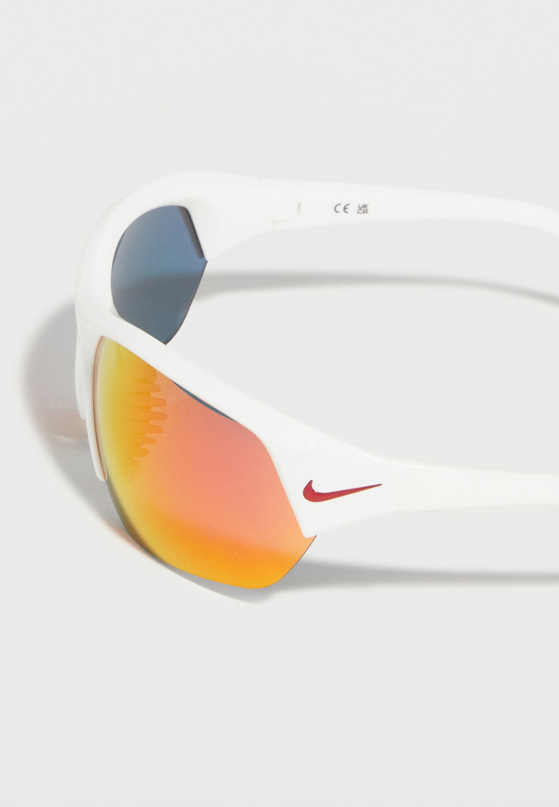 SKYLON ACE UNISEX - Lunettes de sport - blanc/rouge