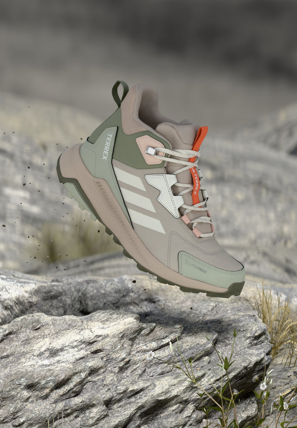 ANYLANDER MID - Hiking shoes - off white/halo green