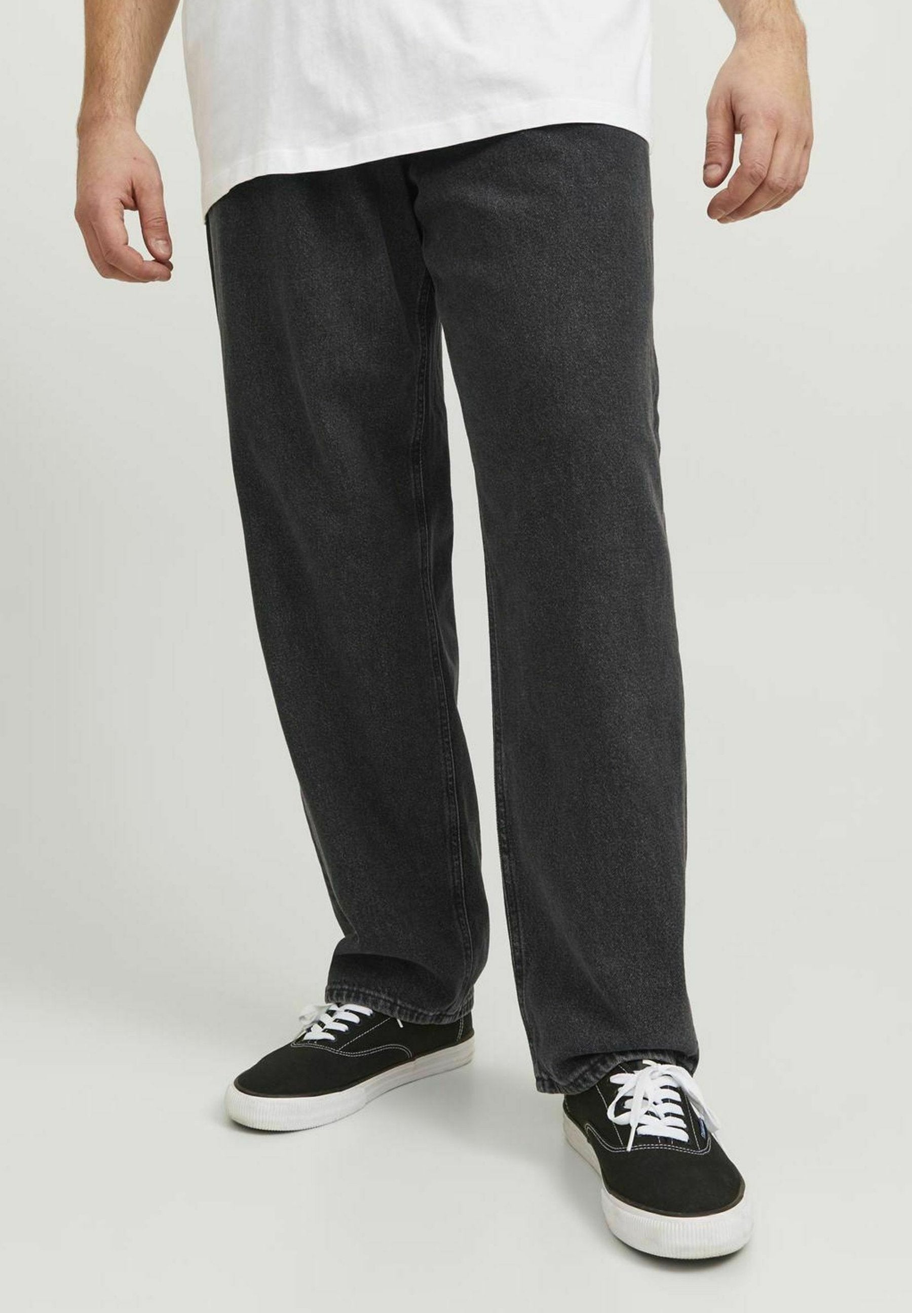 Relaxed Fit Plus Size JJICHRIS JJORIGINAL SQ 737 NOOS PLS - Relaxed fit jeans - black denim