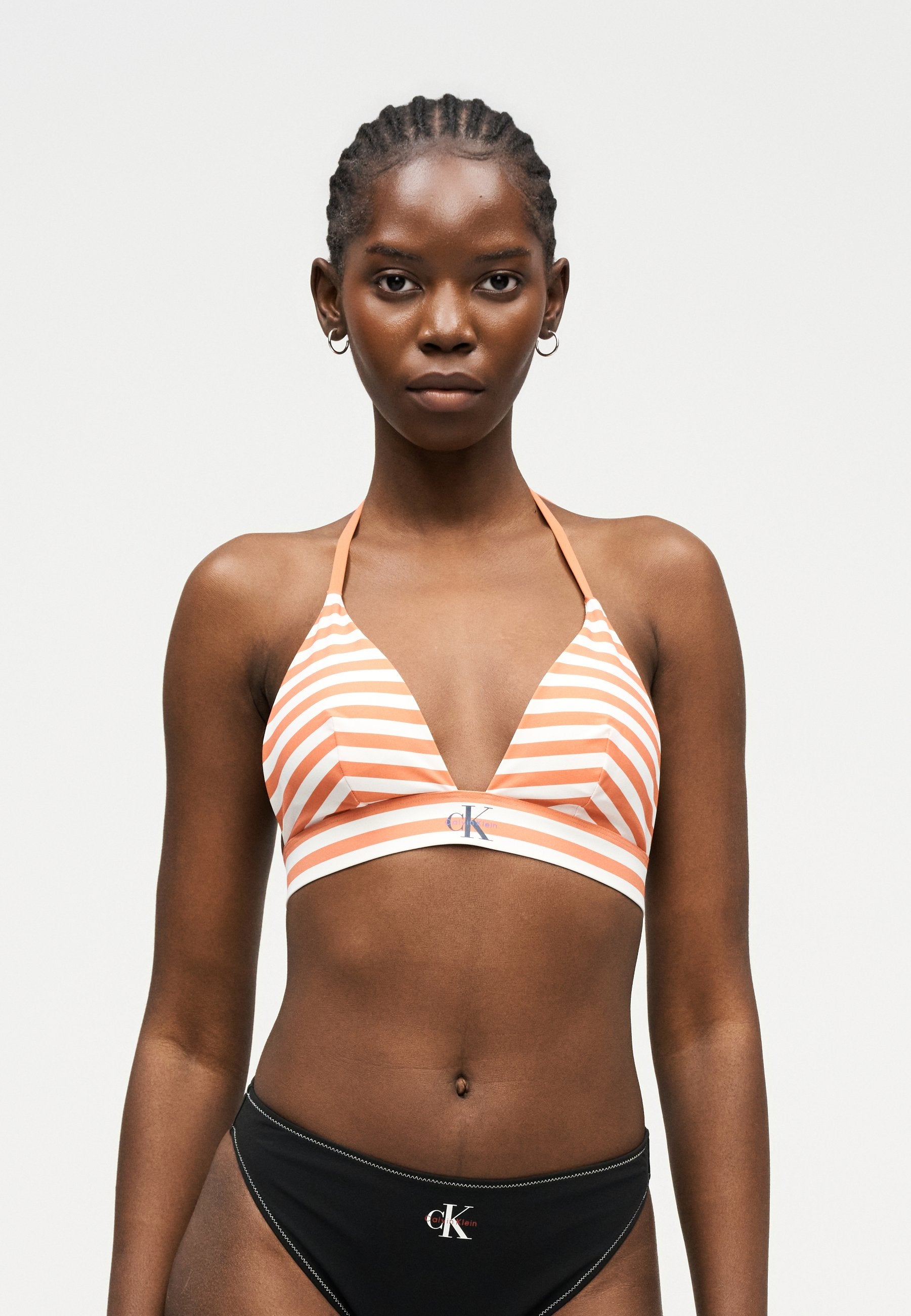 GRAPHIC MONOGRAM - Bikini top - acorn orange