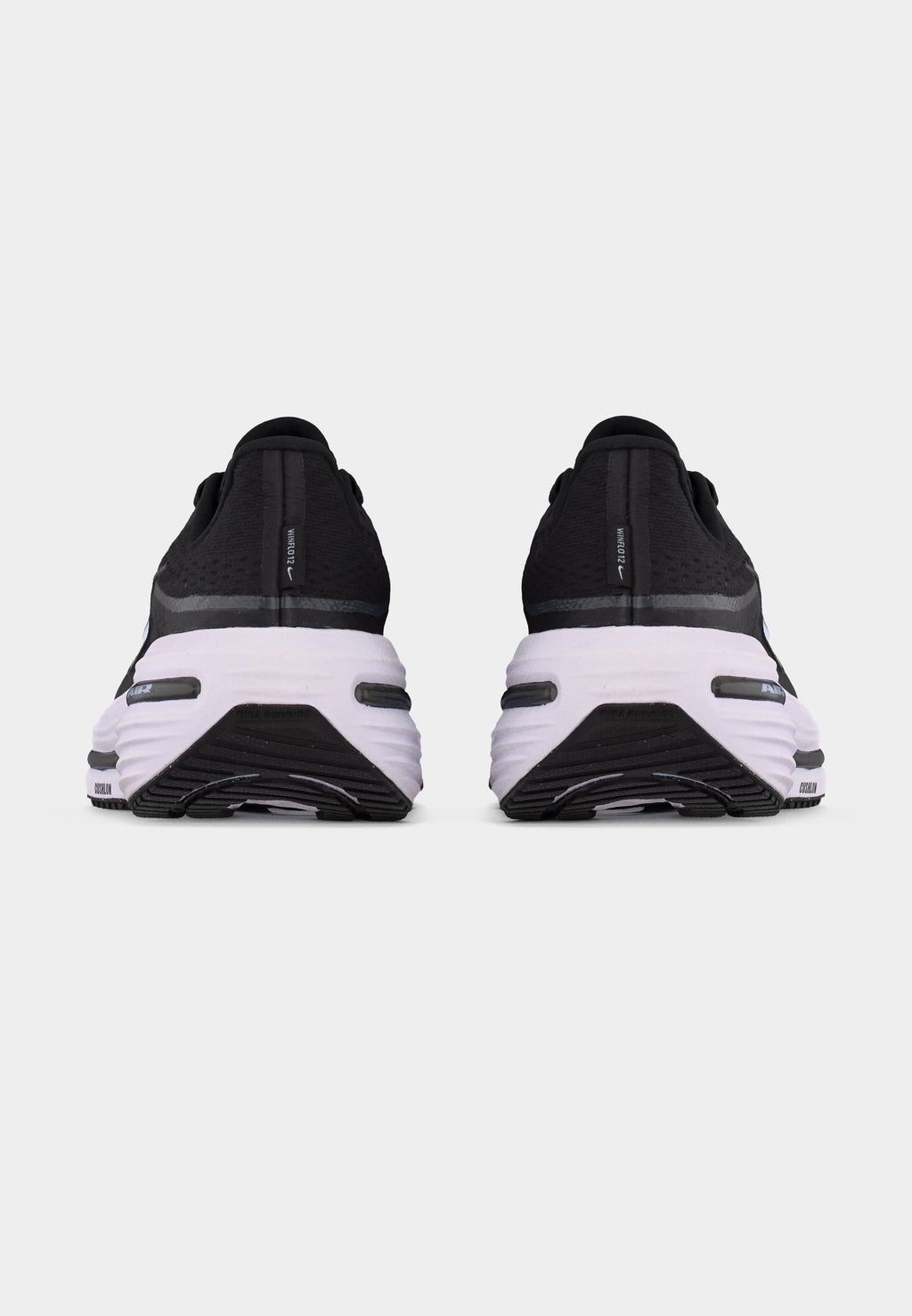 AIR WINFLO 12 - Road running shoes - black/white/dark smoke grey