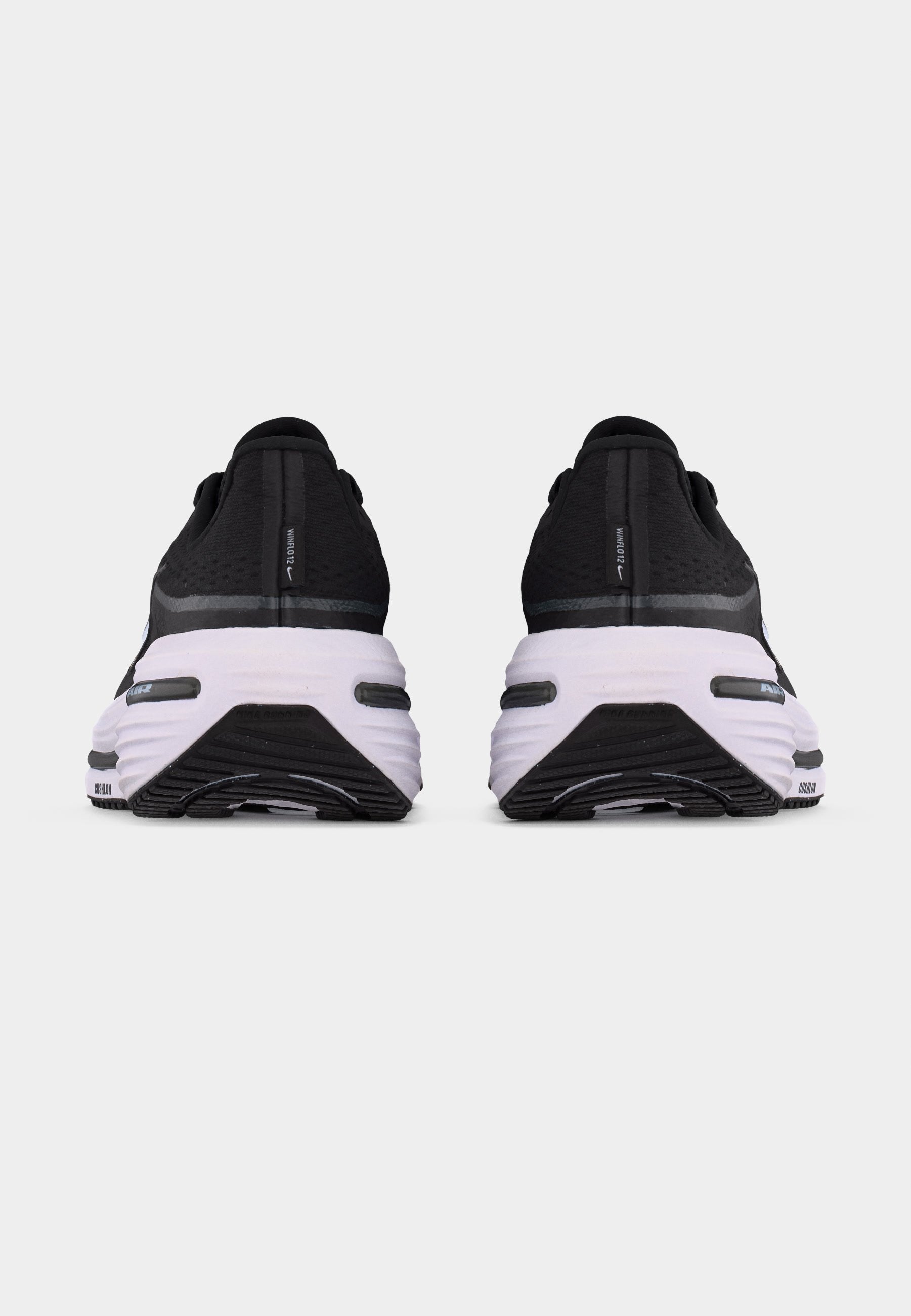 AIR WINFLO 12 - Road running shoes - black/white/dark smoke grey