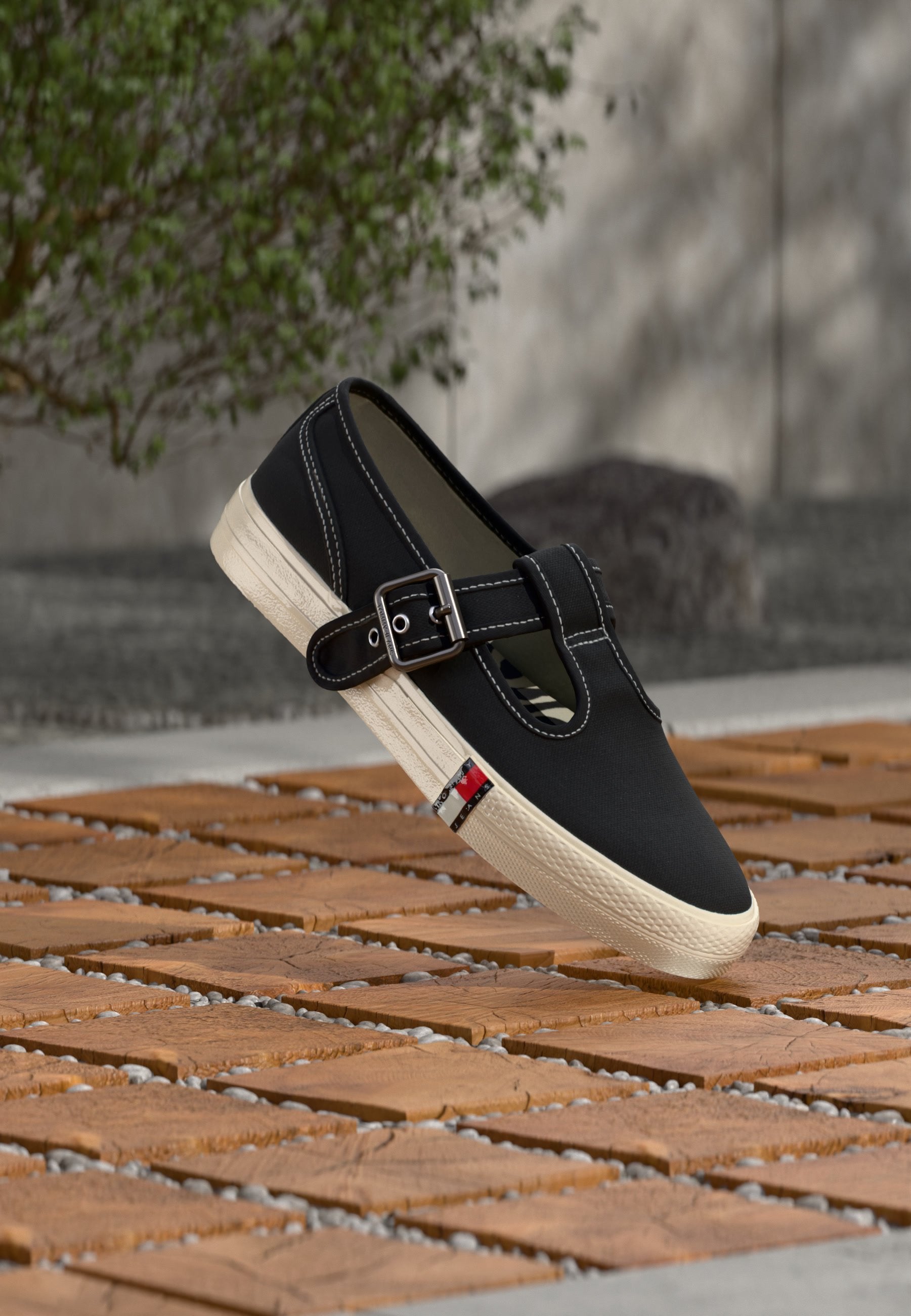 ARCHIVE MARY JANE - Ankle strap ballet pumps - black