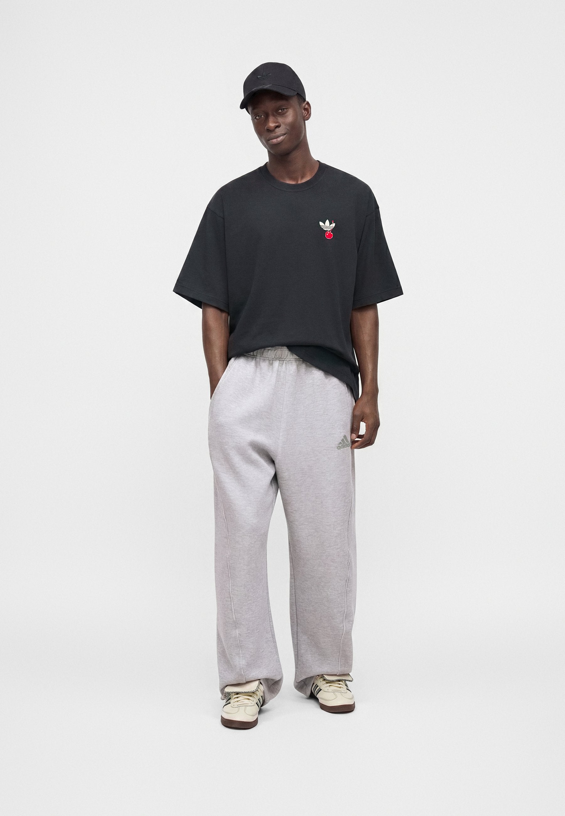TEE-SHIRT OVERSIZE CAKE UNISEXE - T-shirt imprimé - carbon