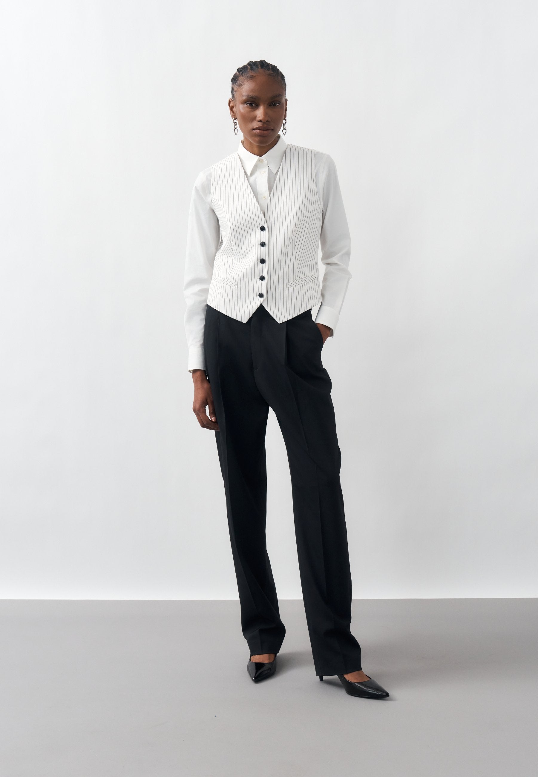 AUMARE - Waistcoat - white