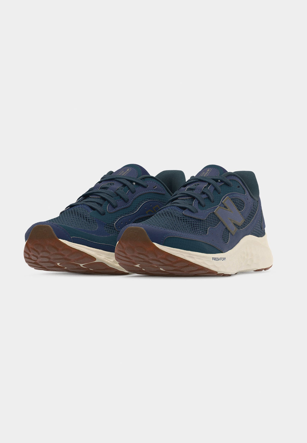 FRESH FOAM ARISHI V4 - Road running shoes - navy