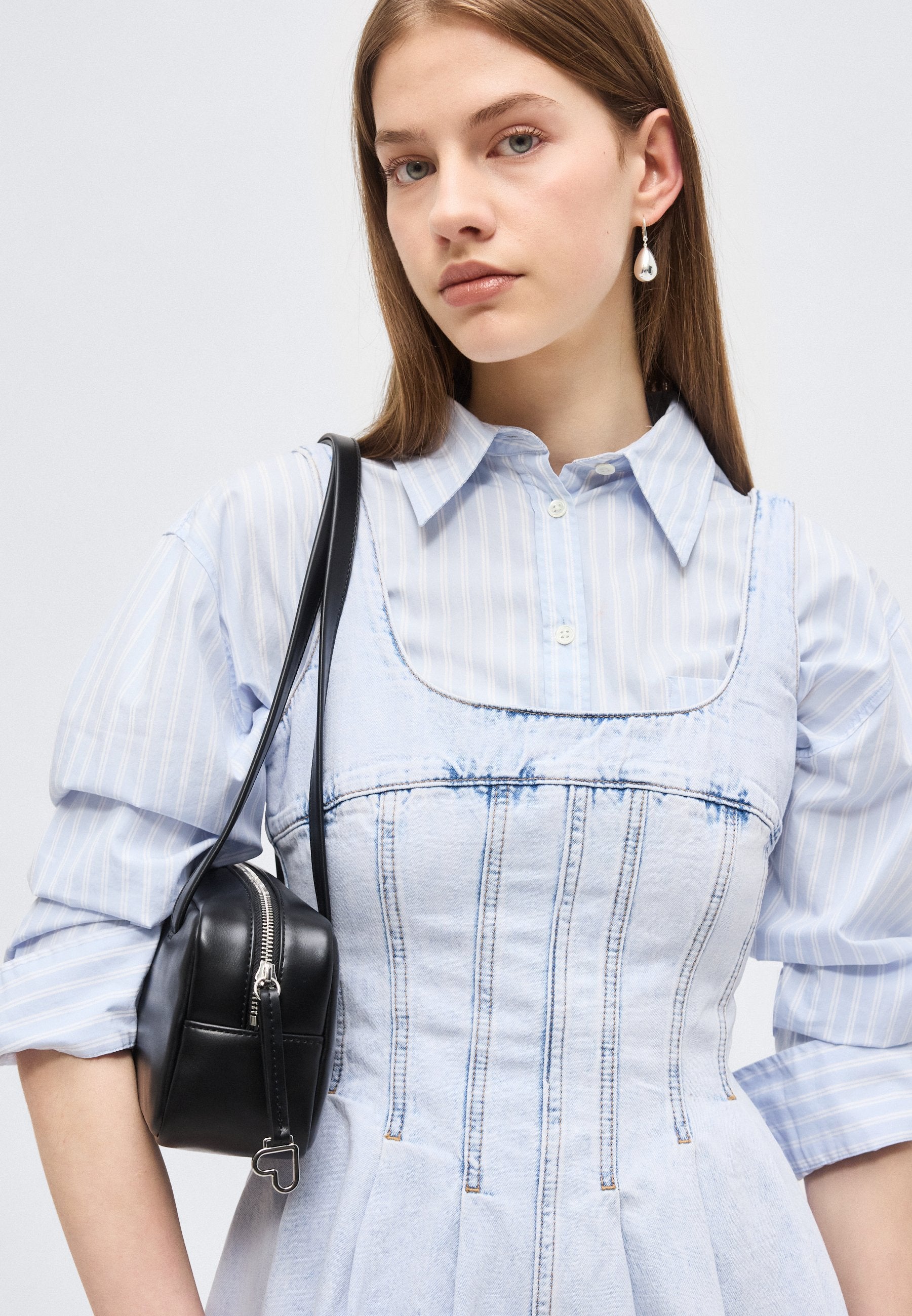 PLEAT SEAM DRESS  - Denim dress - denim light