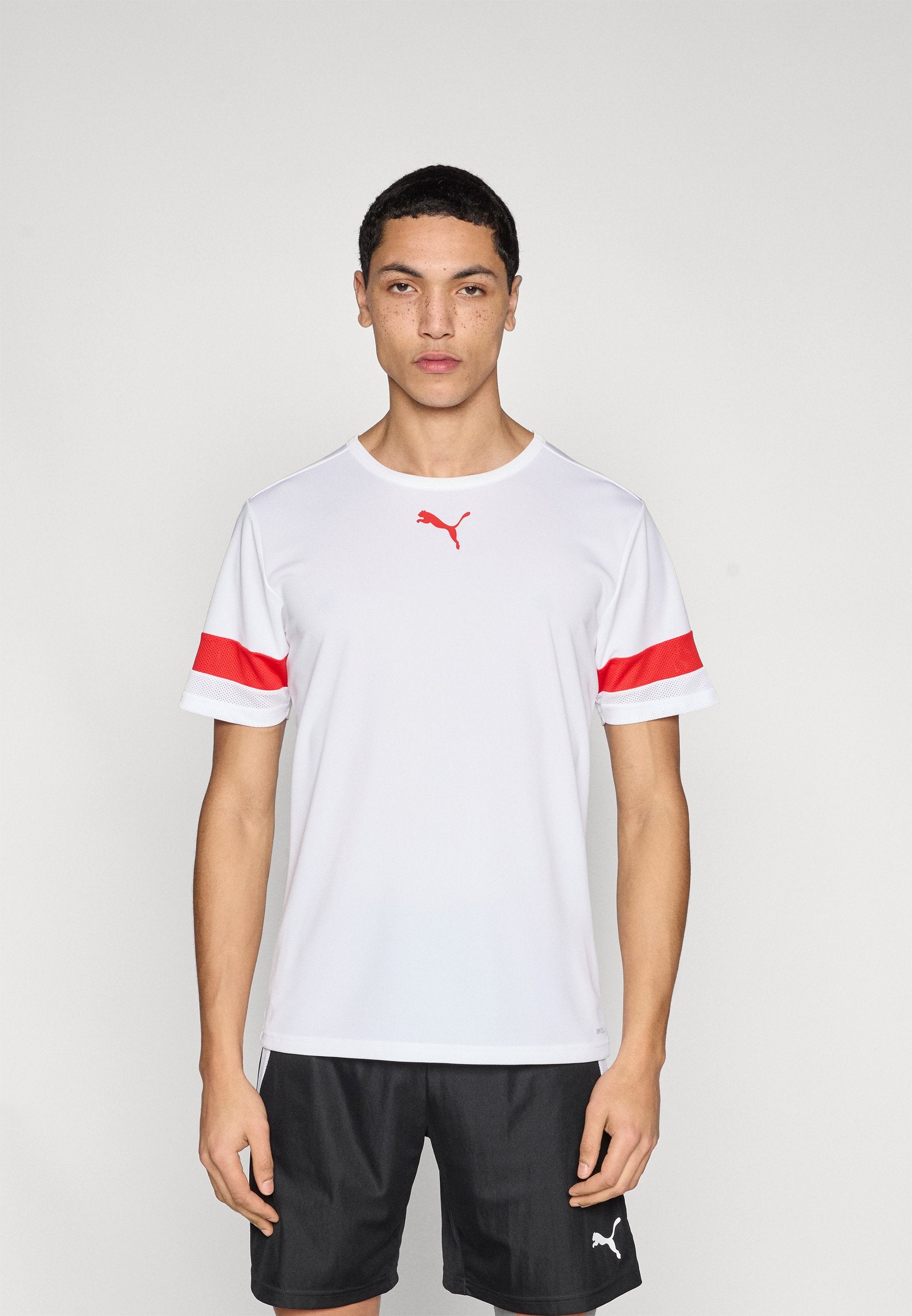 INDIVIDUALRISE UNISEX - Sports T-shirt - white/red