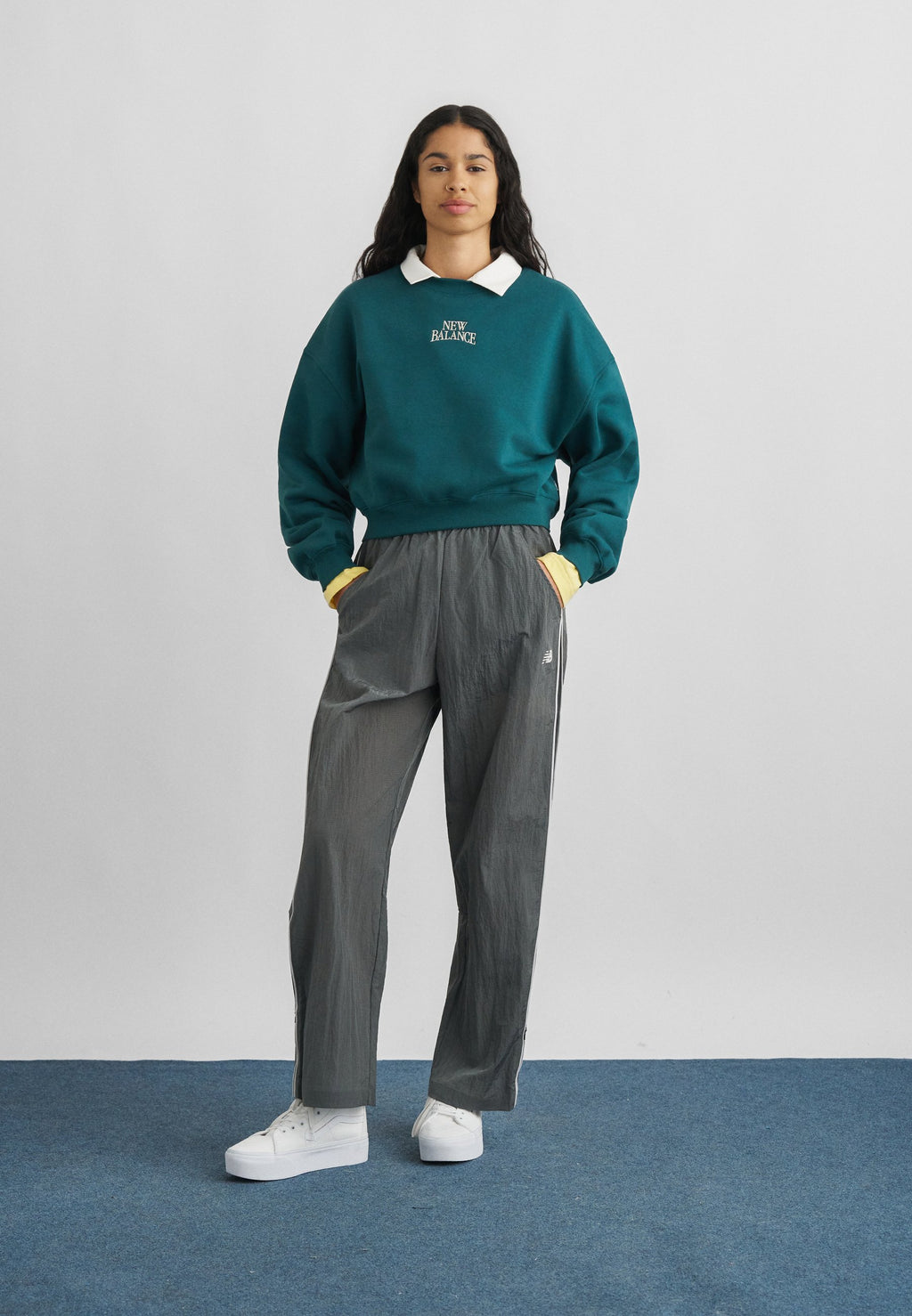 LINEAR HERITAGE CREW - Sweatshirt - medusa green