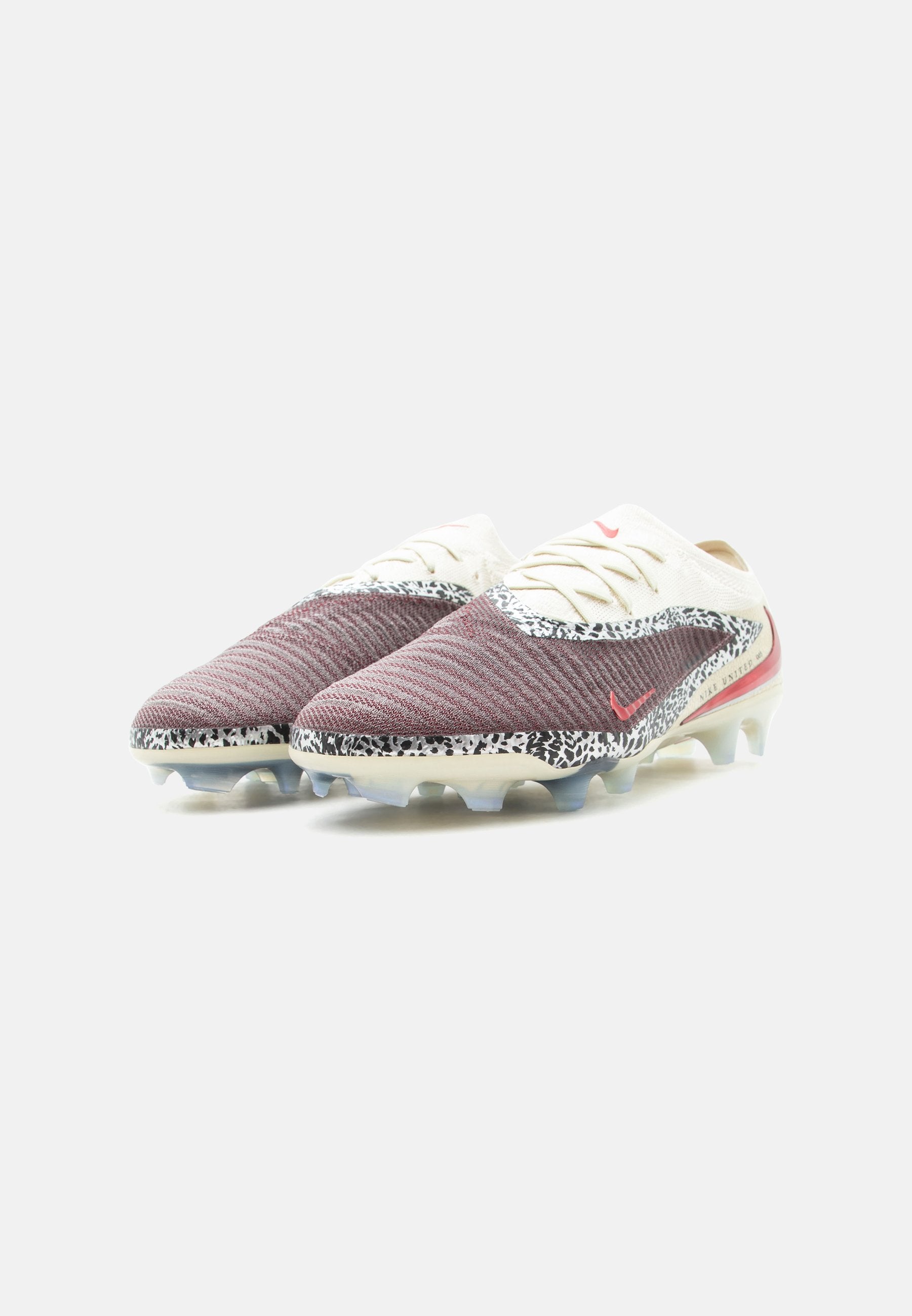 PHANTOM 6 LOW ELITE UNITED FG UNISEX - Firm-ground football boots - burgundy crush/university red/fossil