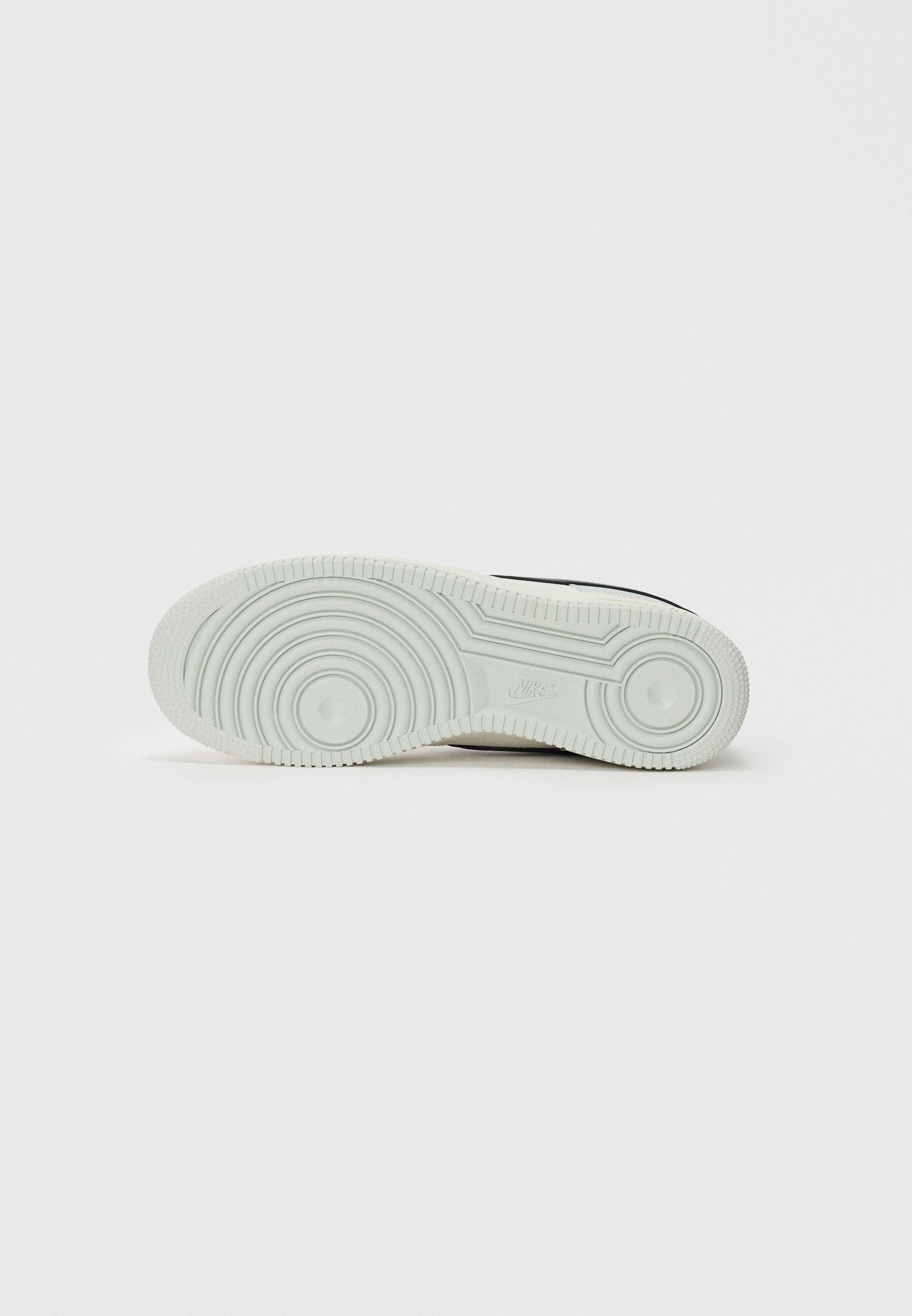AIR FORCE 1 GTX - Trainers - phantom/black/silver-coloured/bone