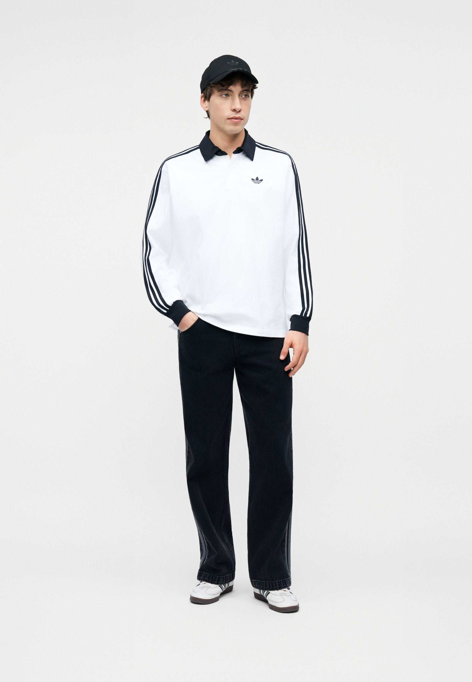 Sweatshirt - white