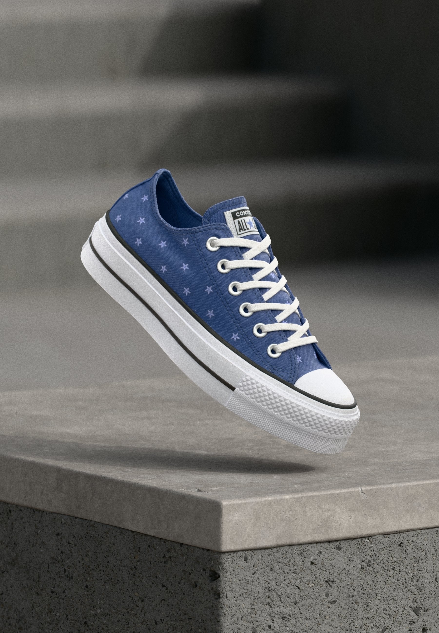 CHUCK TAYLOR ALL STAR LIFT - Baskets basses - indigo storm/very peri/white