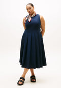 CURVE GOLD-TONE BUTTON LINEN BLEND MIDI DRESS - Day dress - dark night navy