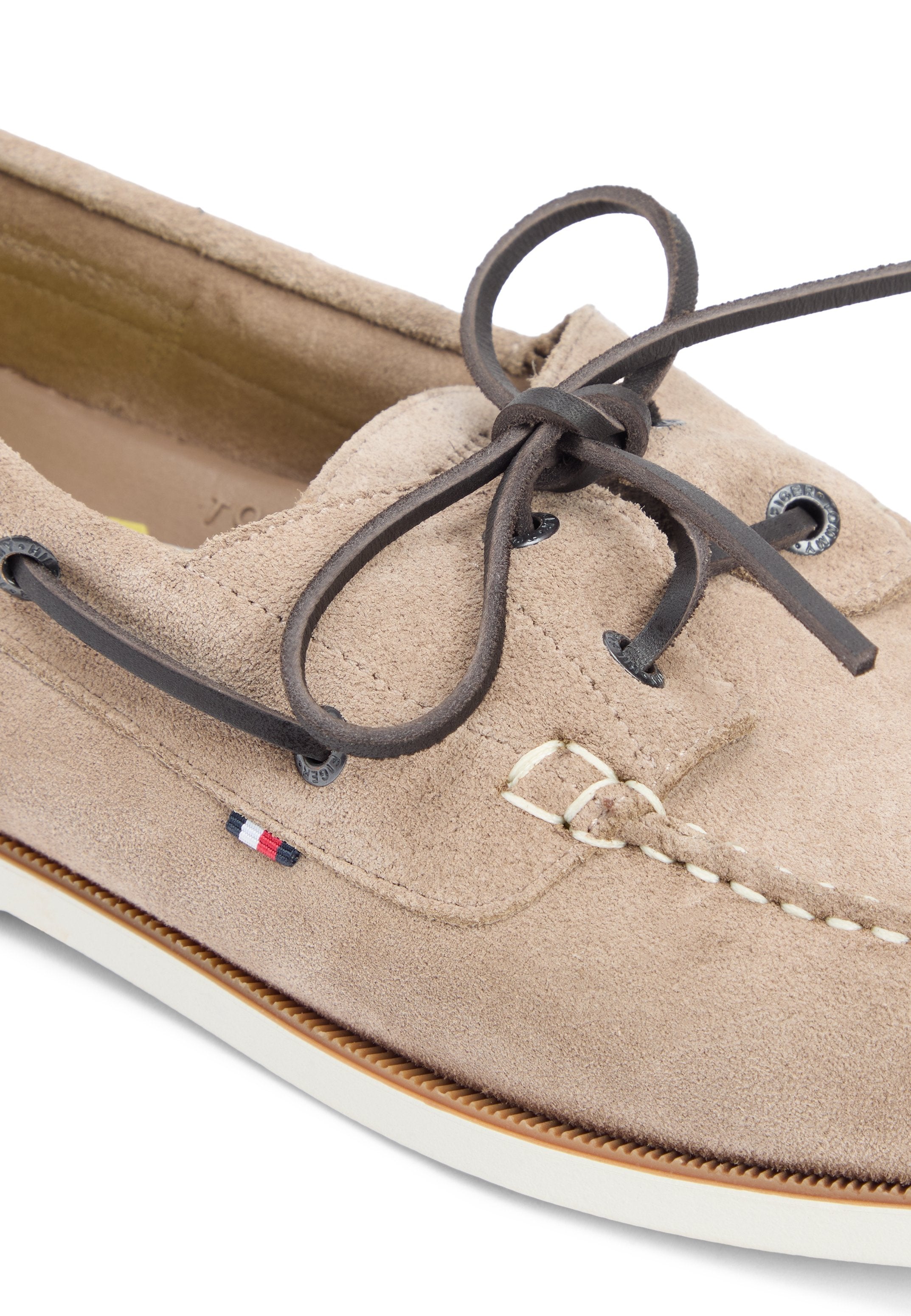 SUEDE BOAT SHOES - Boat shoes - coastal taupe