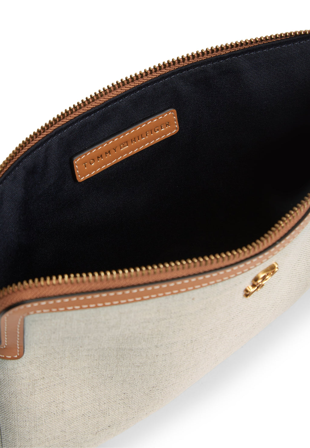 Travel accessory - cognac