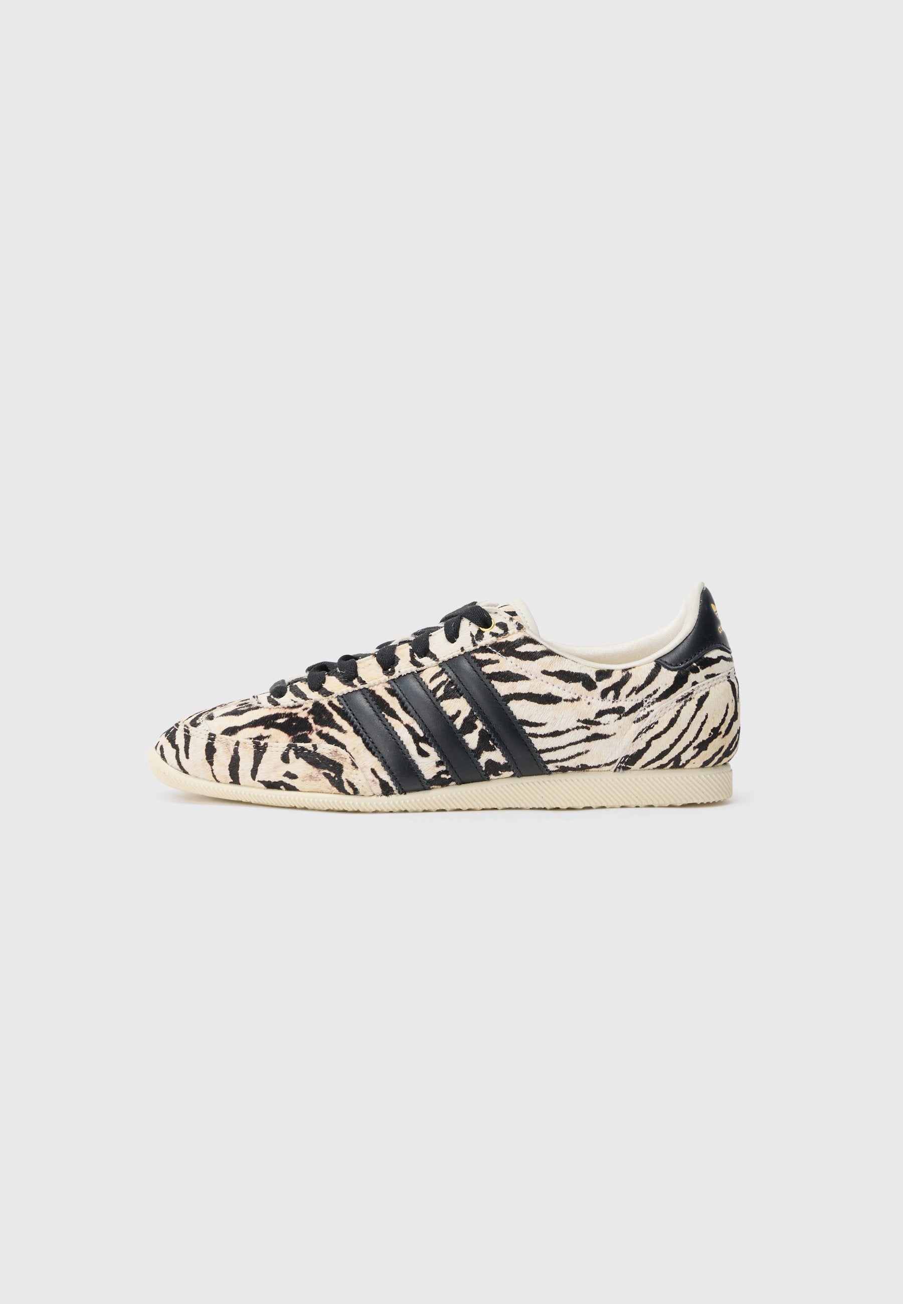 JAPAN W - Trainers - off-white/core black
