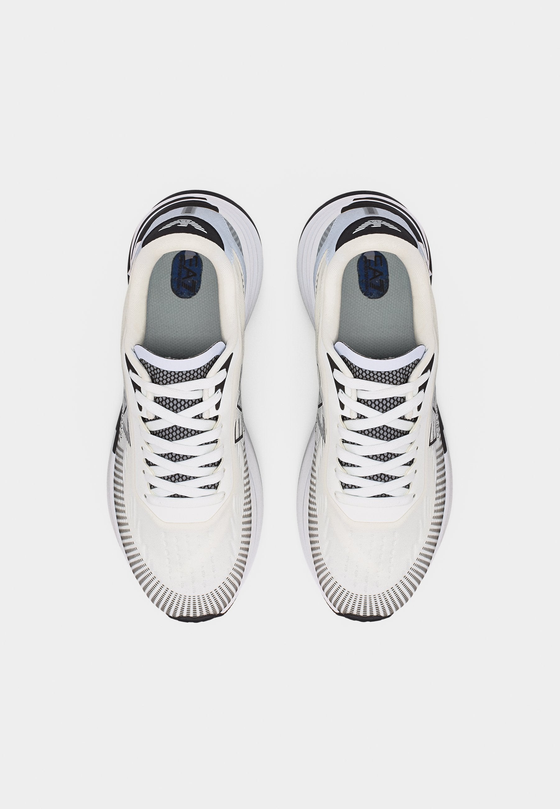 NEW CRUSHER DISTANCE UNISEX - Baskets - white/black