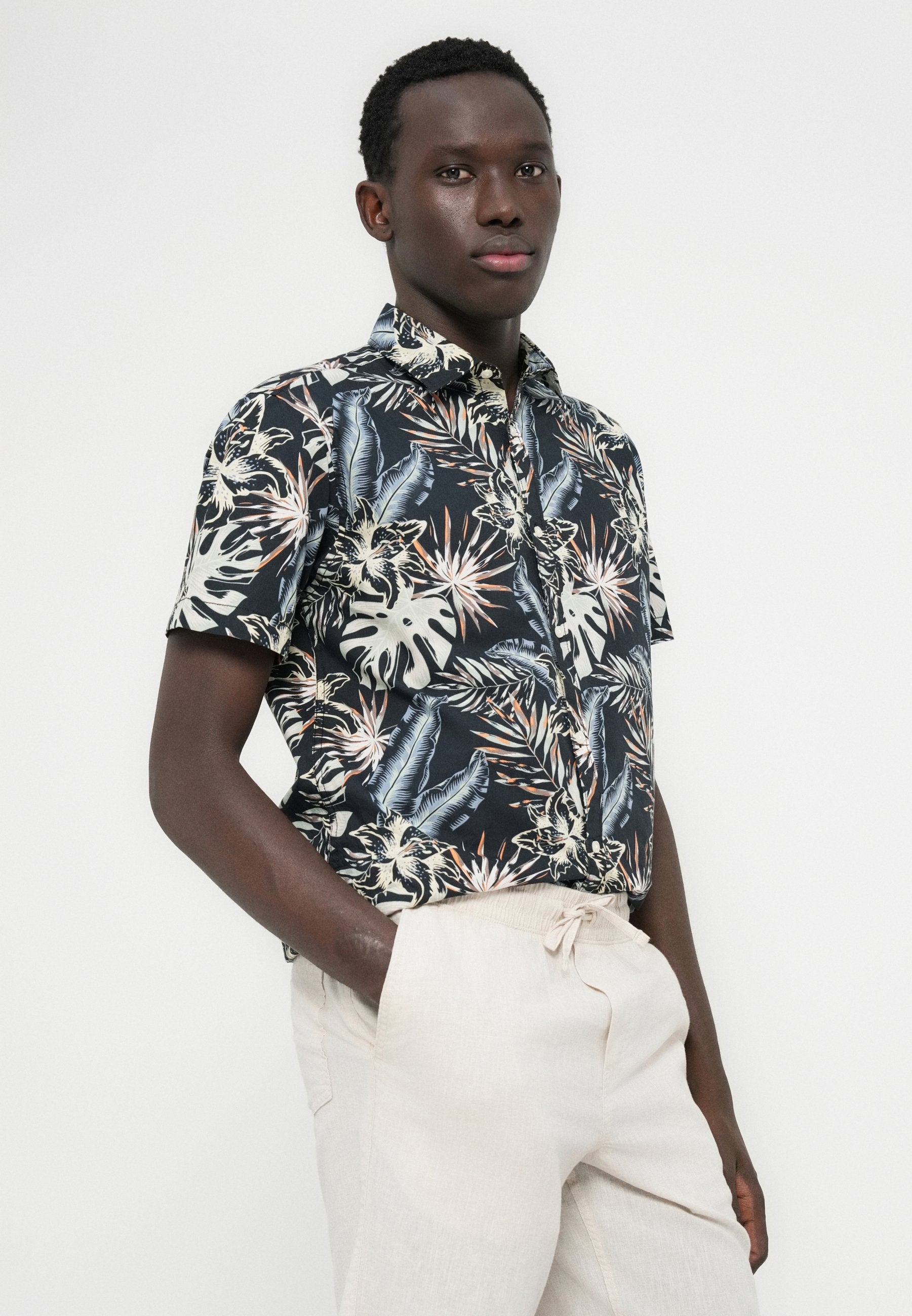 JPSTJAIDEN BREEZE - Shorts - off-white
