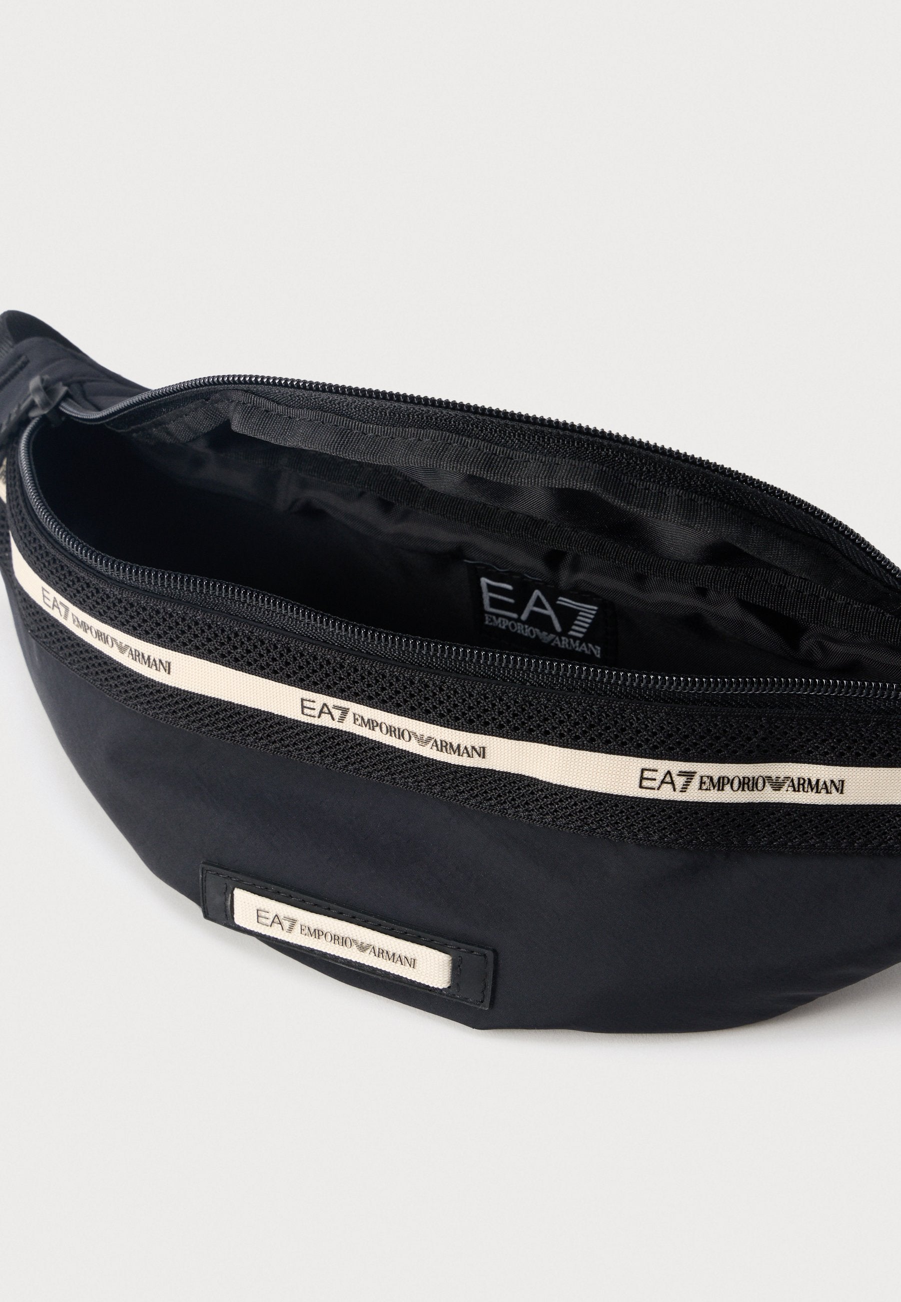 TRAIN LOGO SERIES WAISTBAG TAPE UNISEX - Bum bag - black