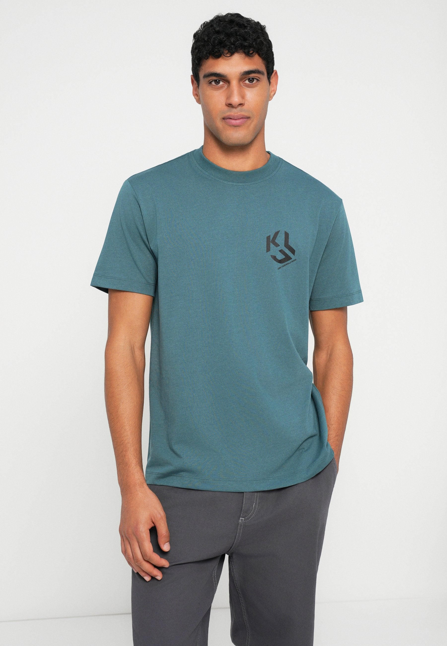 MONOGRAM - Print T-shirt - balsam