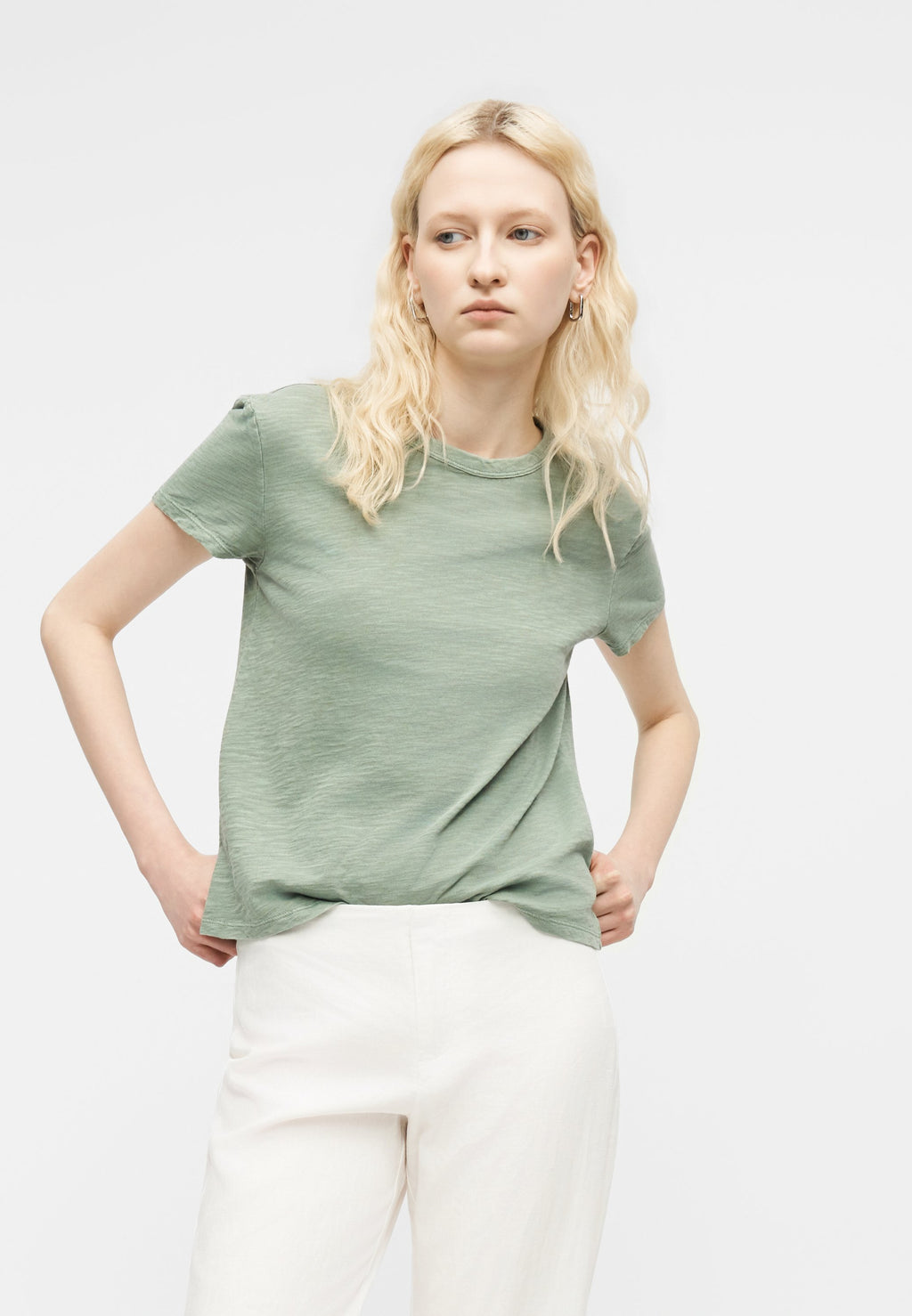 TEE - Basic T-shirt - sage