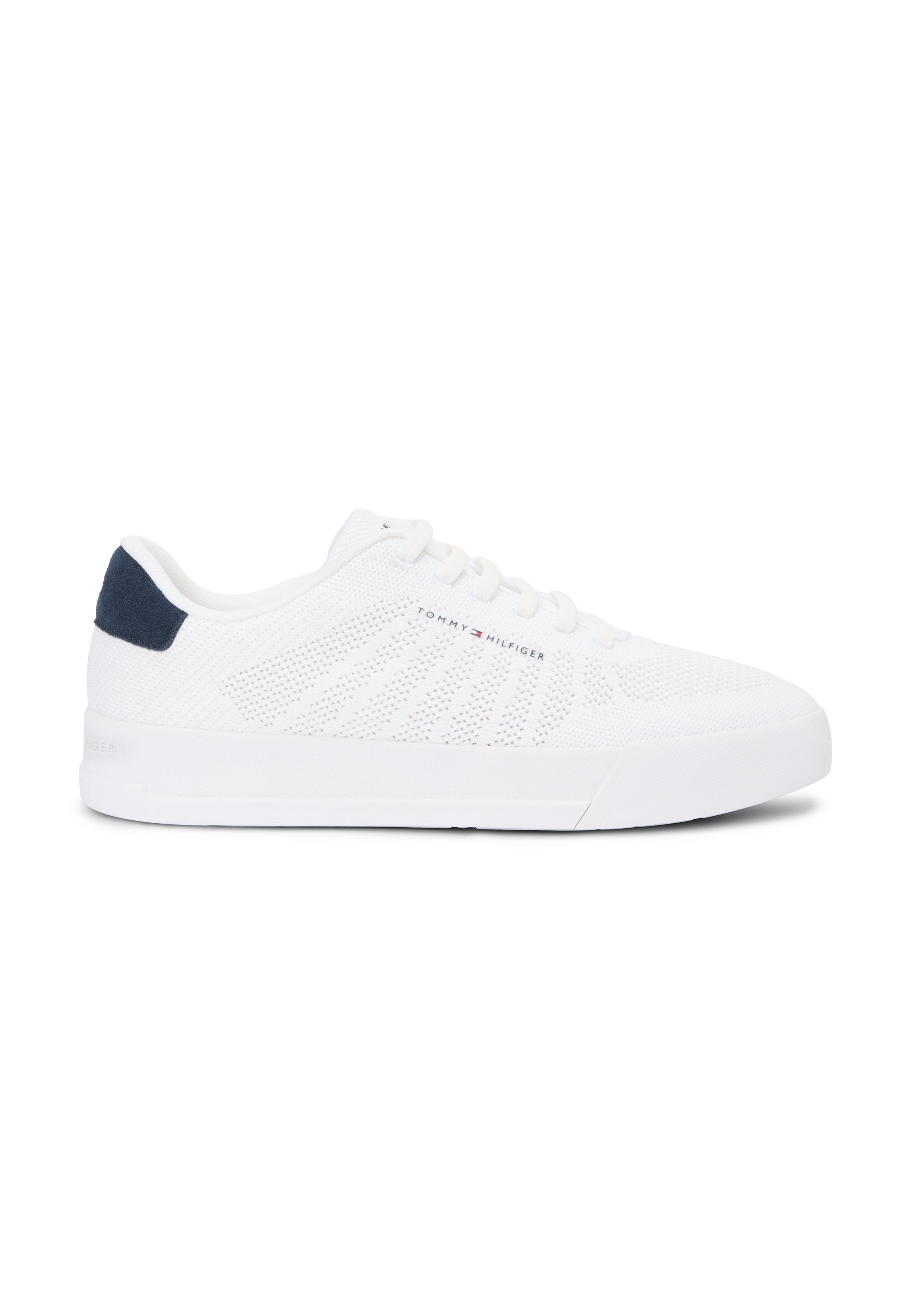 Trainers - white