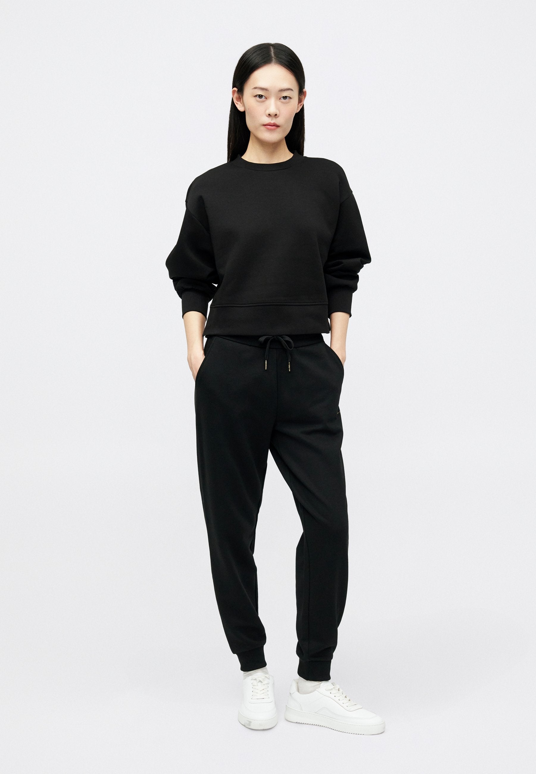Sweatshirt - black