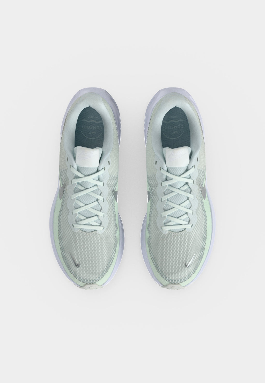 REVOLUTION 8 - Road running shoes - off white/metallic silver-coloured/barely green/malachite