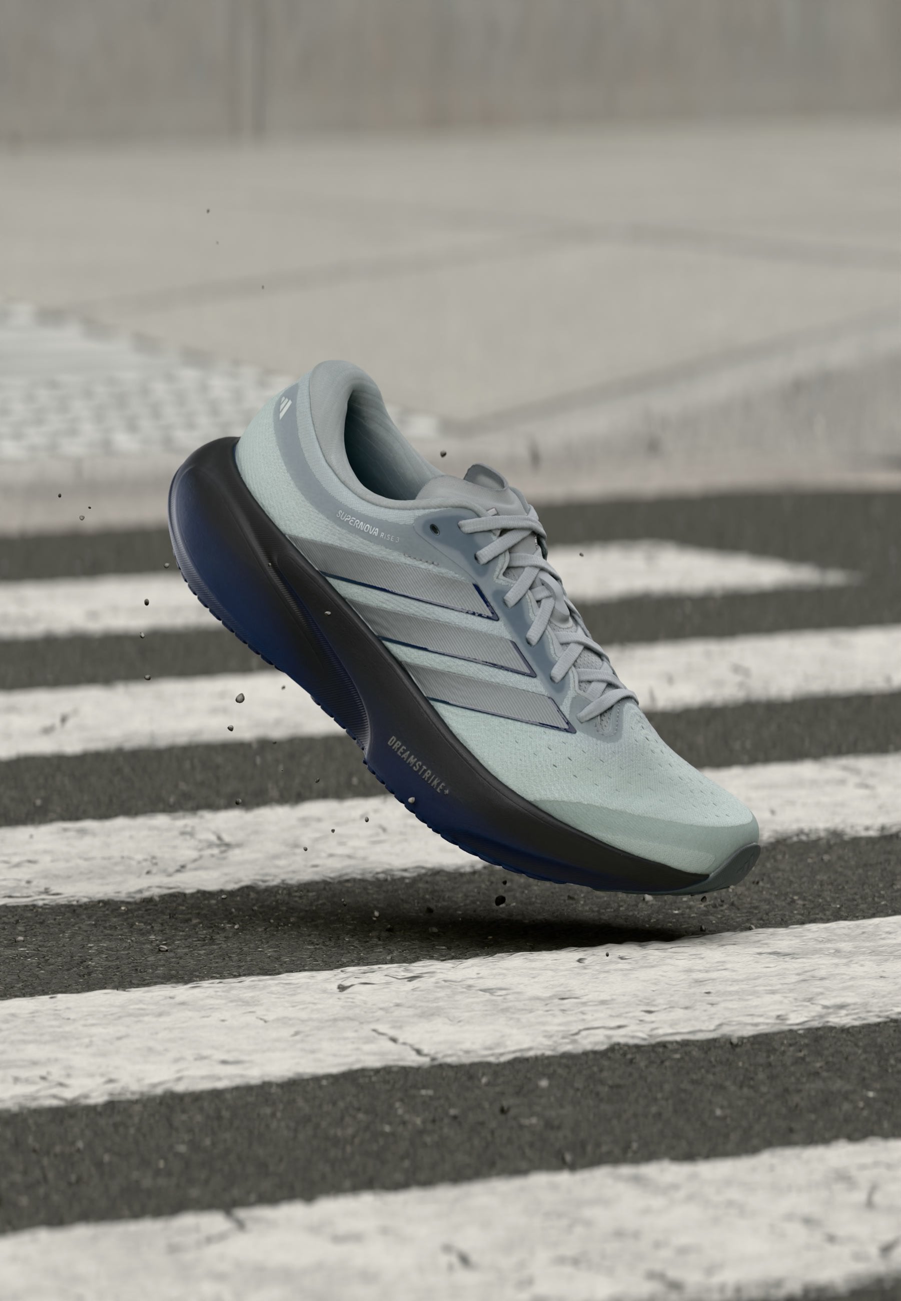 SUPERNOVA RISE 3 M - Road running shoes - silver-coloured/iron metallic/tech indigo