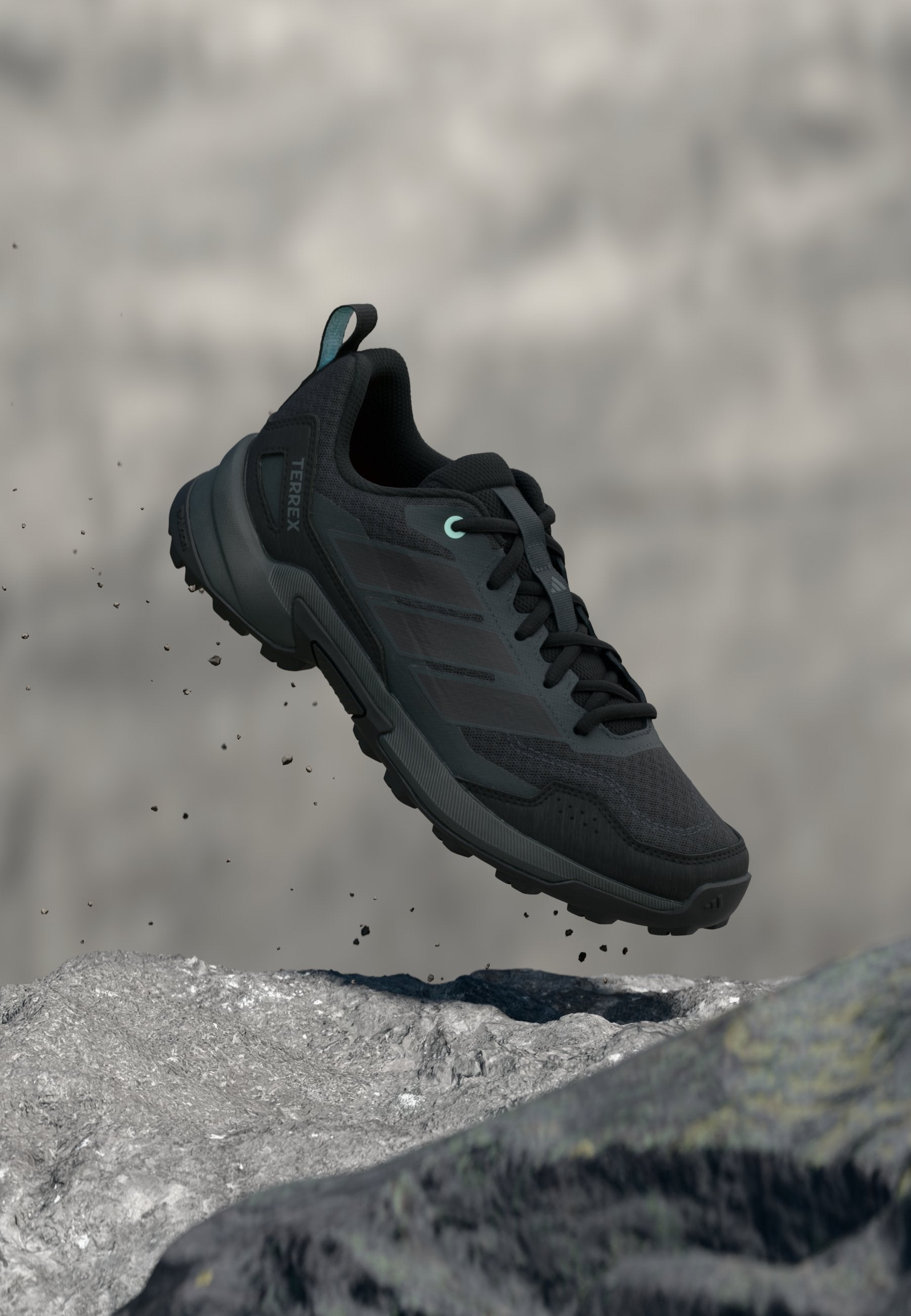 EASTRAIL 3 - Hiking shoes - carbon/core black/semi flash aqua