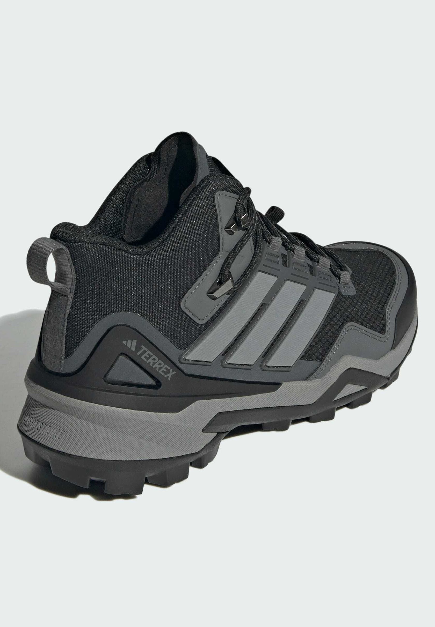 TERREX SKYCHASER MID GTX W - Hiking shoes - core black   grey three   grey six