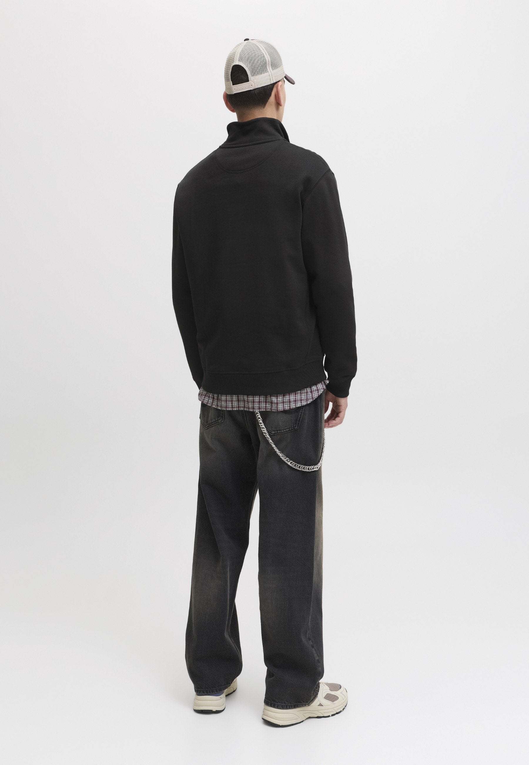 Sweatshirt - black
