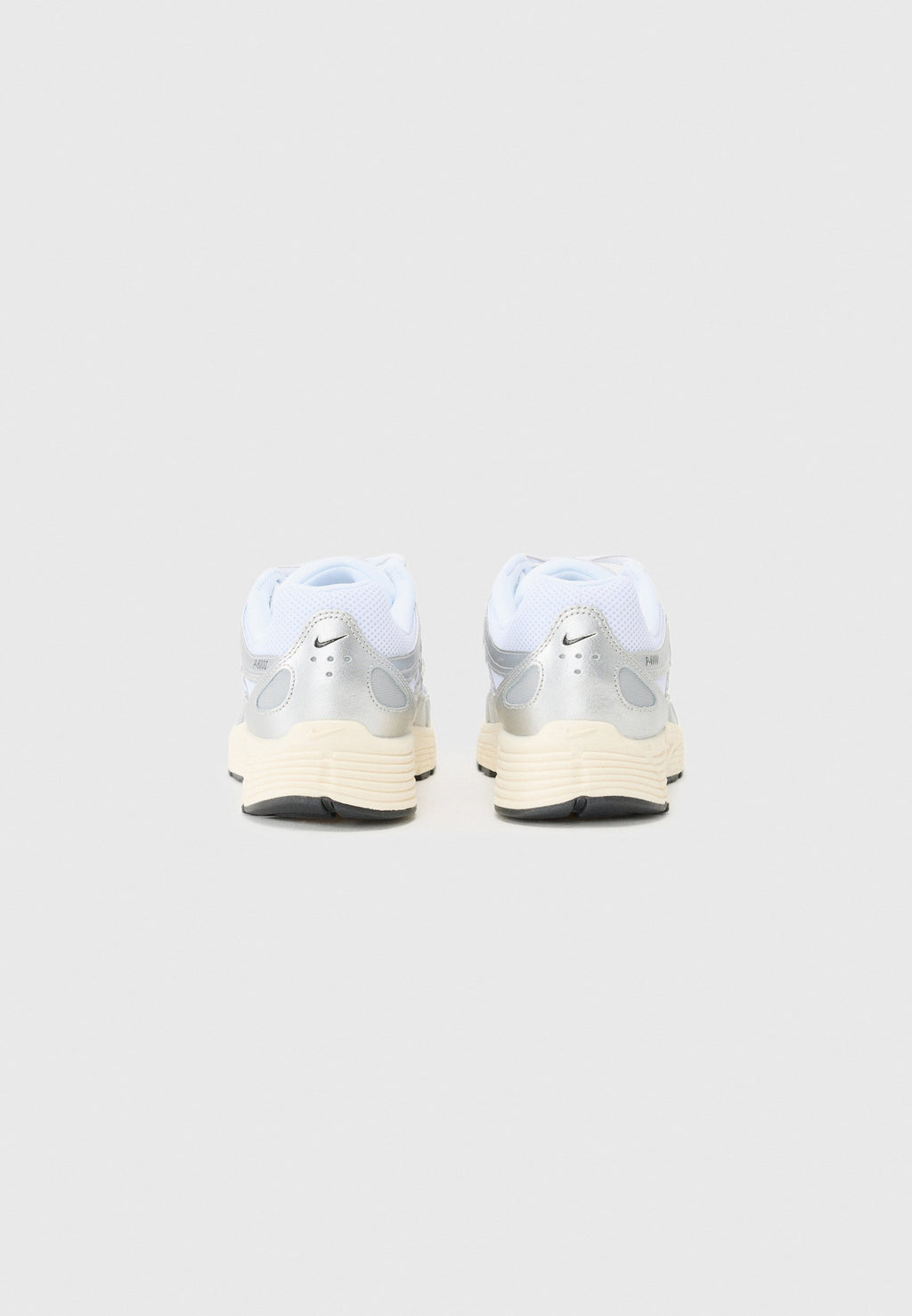P 6000 UNISEX - Trainers - silver-coloured/metallic grey/black