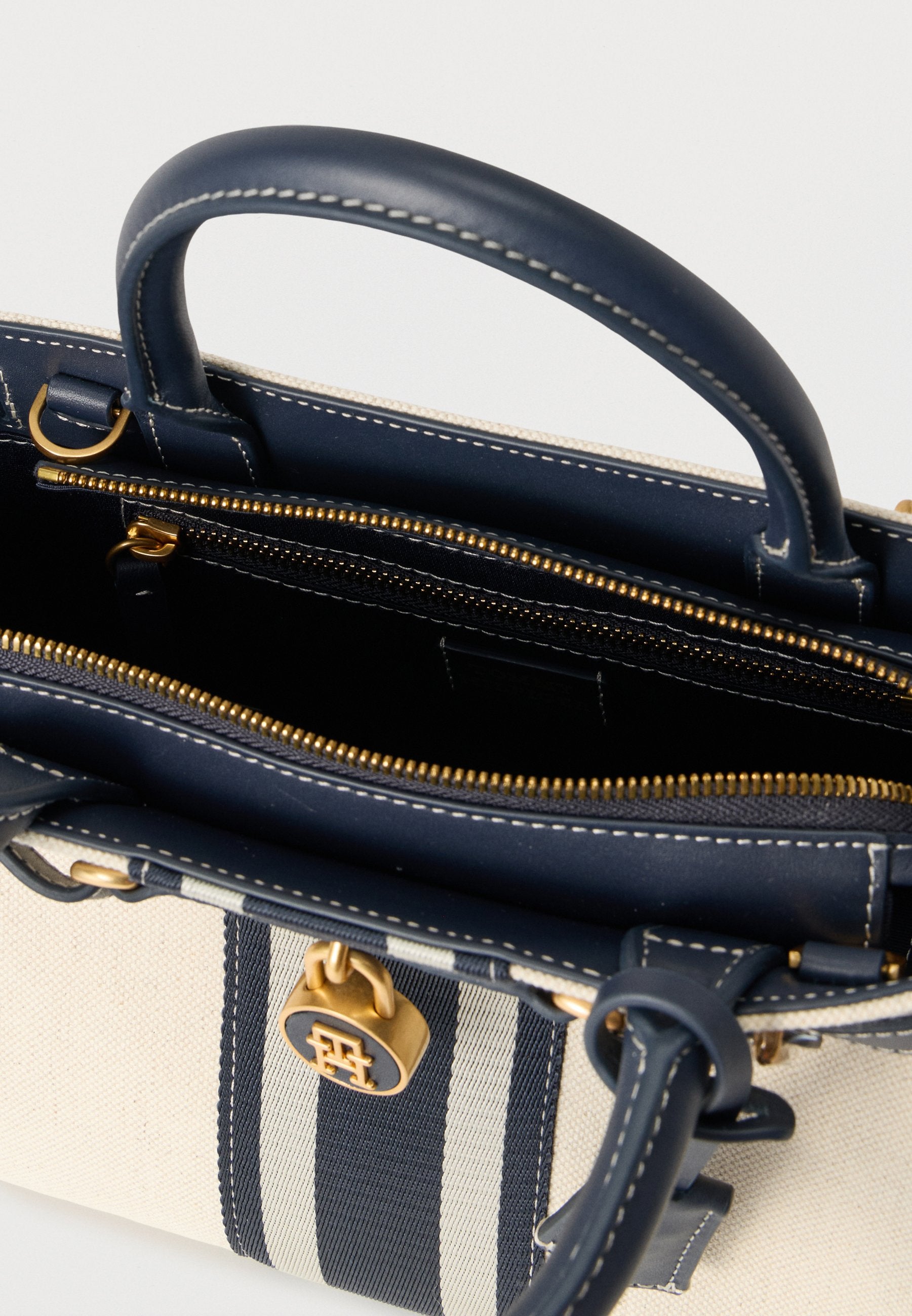 THE AMERICAN ICON CANVAS CROSSBODY TOTE BAG - حقيبة يد - أبيض/أزرق