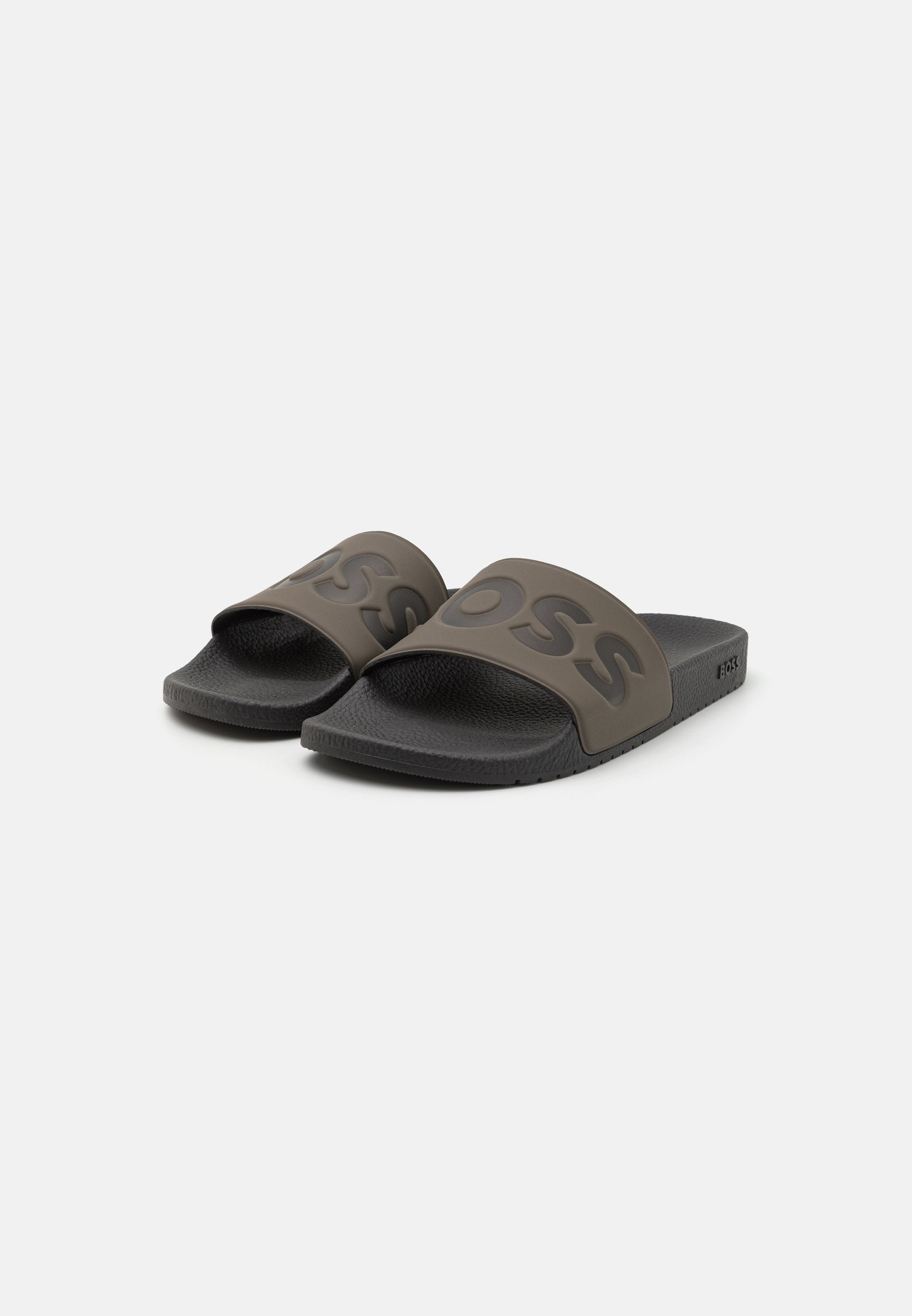 ARYEH_SLID_NPVLG - Mules - vert ouvert