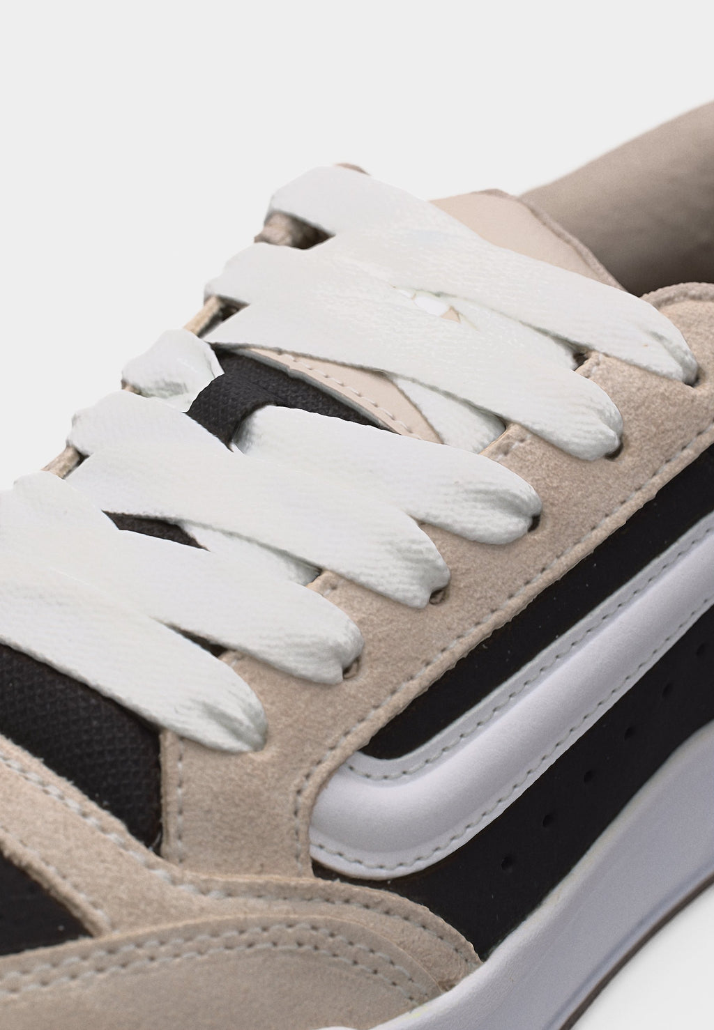 HYLANE UNISEX - Skate shoes - nineties white/black