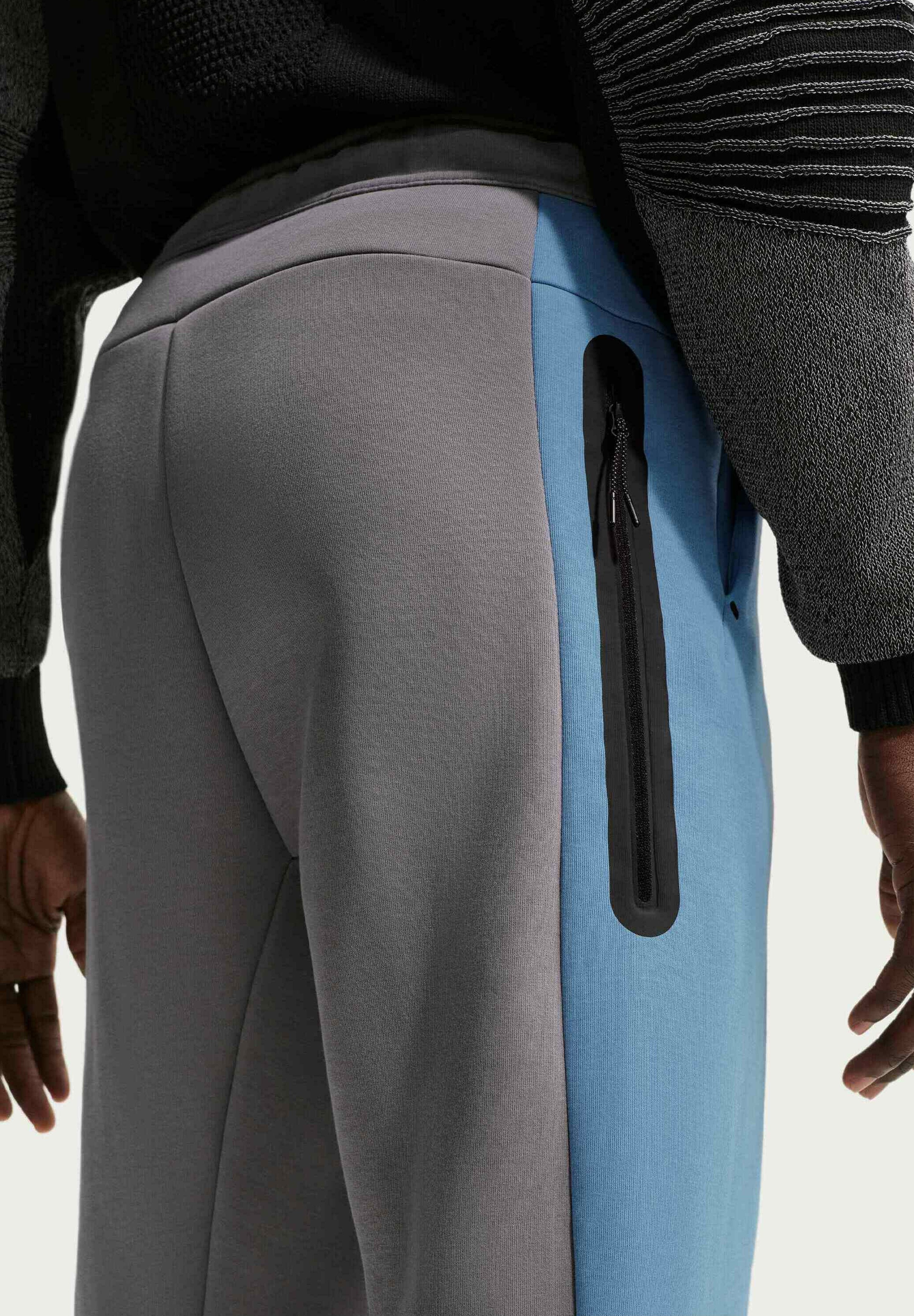 M NK TECH FLC PRO CB OH PANT - Tracksuit bottoms - pencil point work blue black black