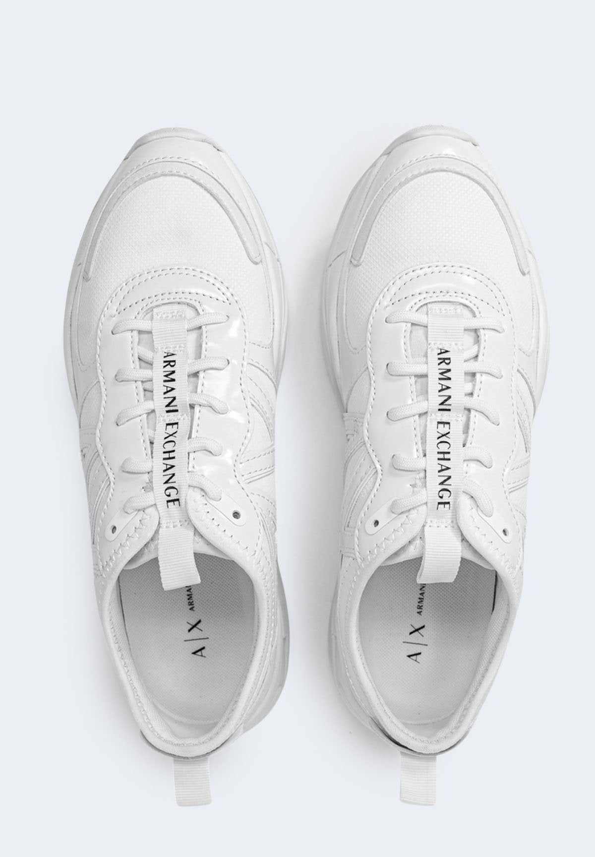 Trainers - white