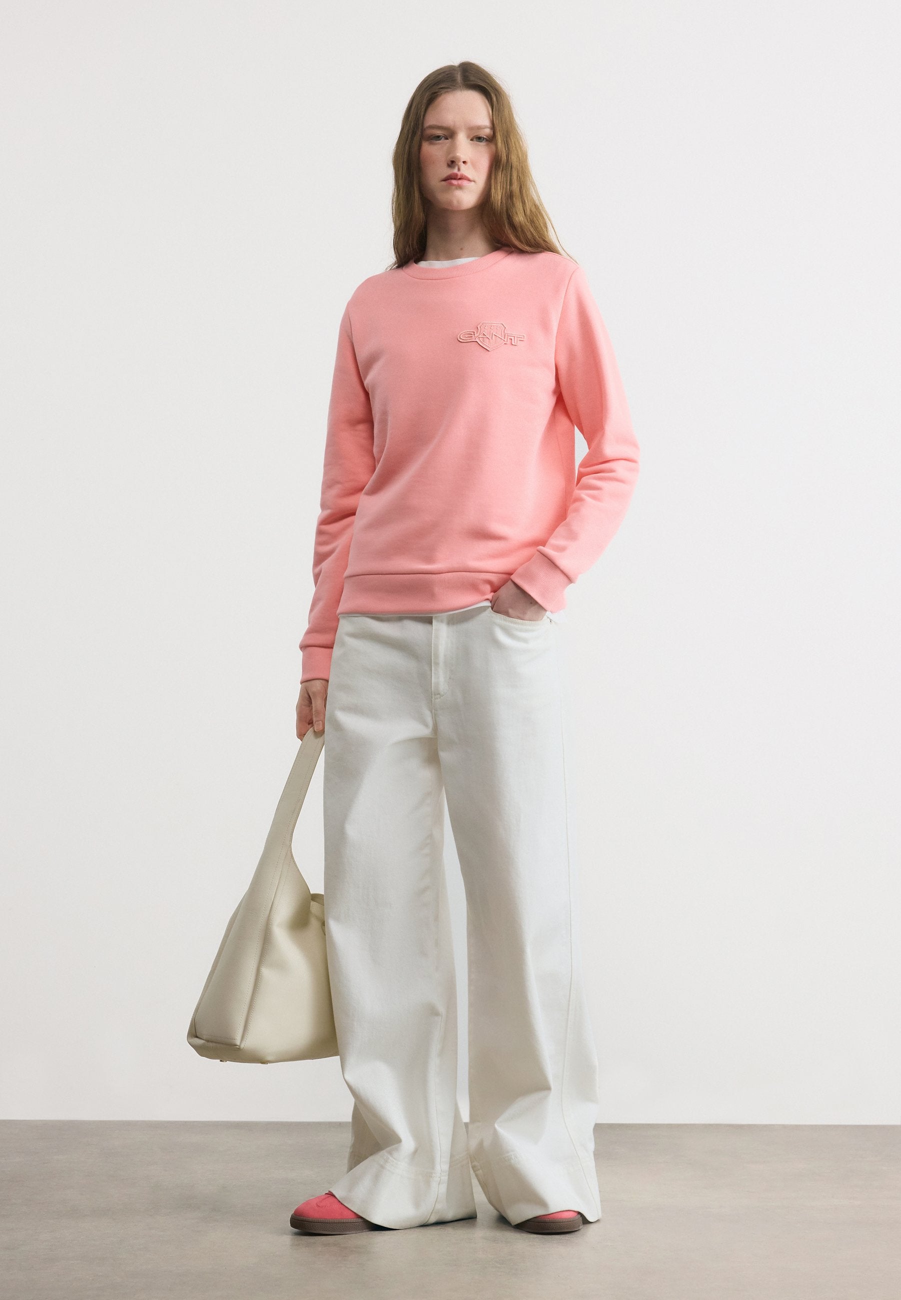 TONAL SHIELD C NECK - Sweatshirt - pink
