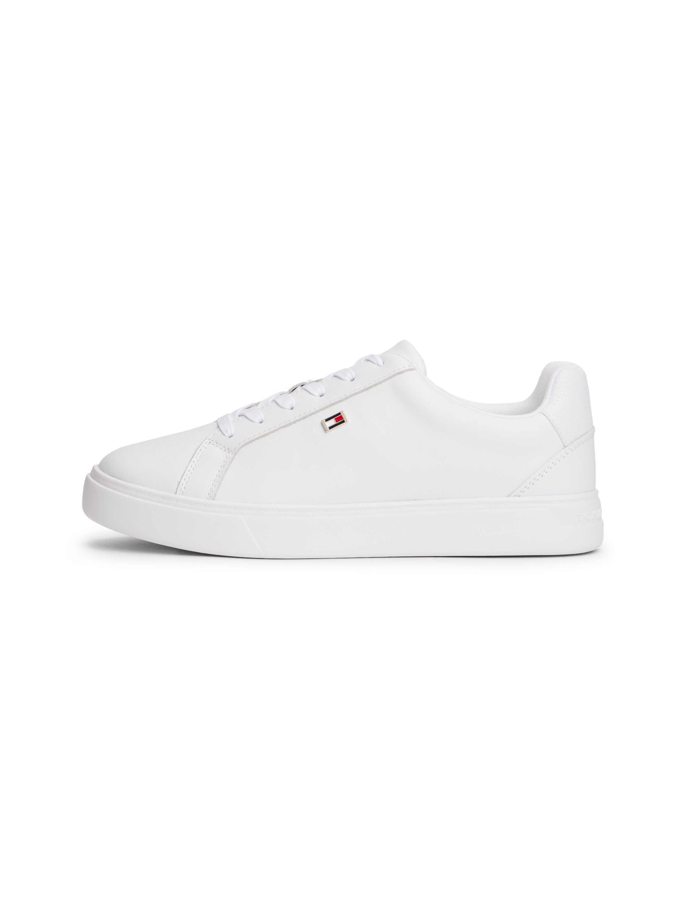 Trainers - white