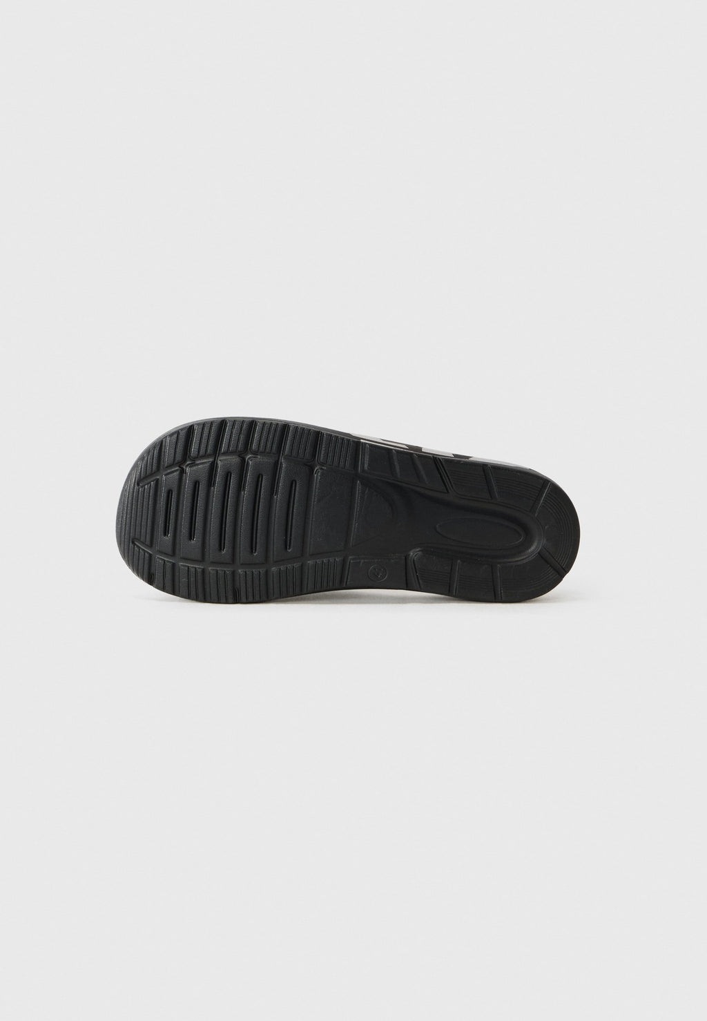 CRUSHER DISTANCE - Slippers - black/silver-coloured