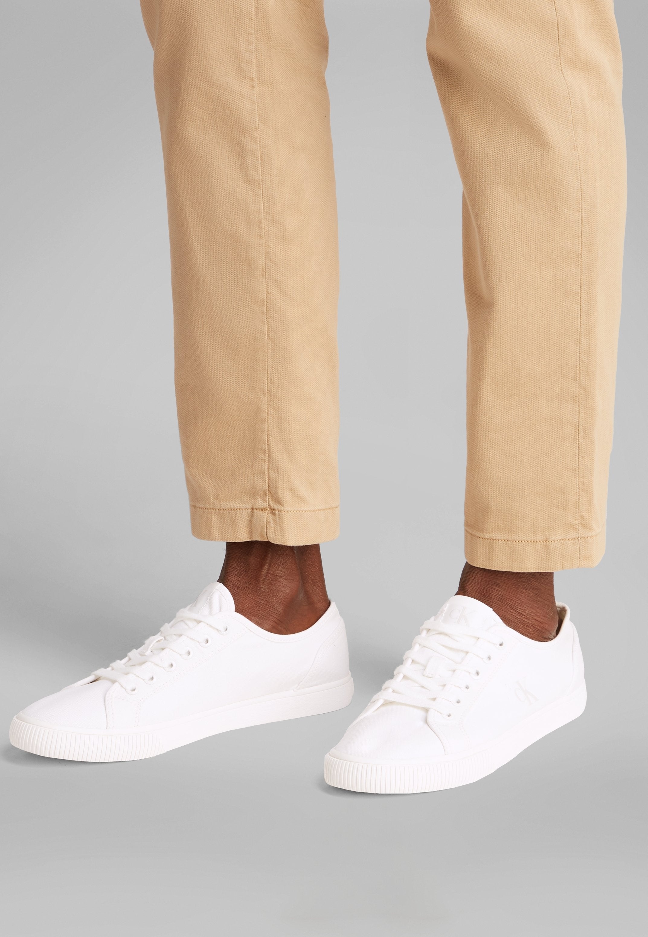 Trainers - triple bright white