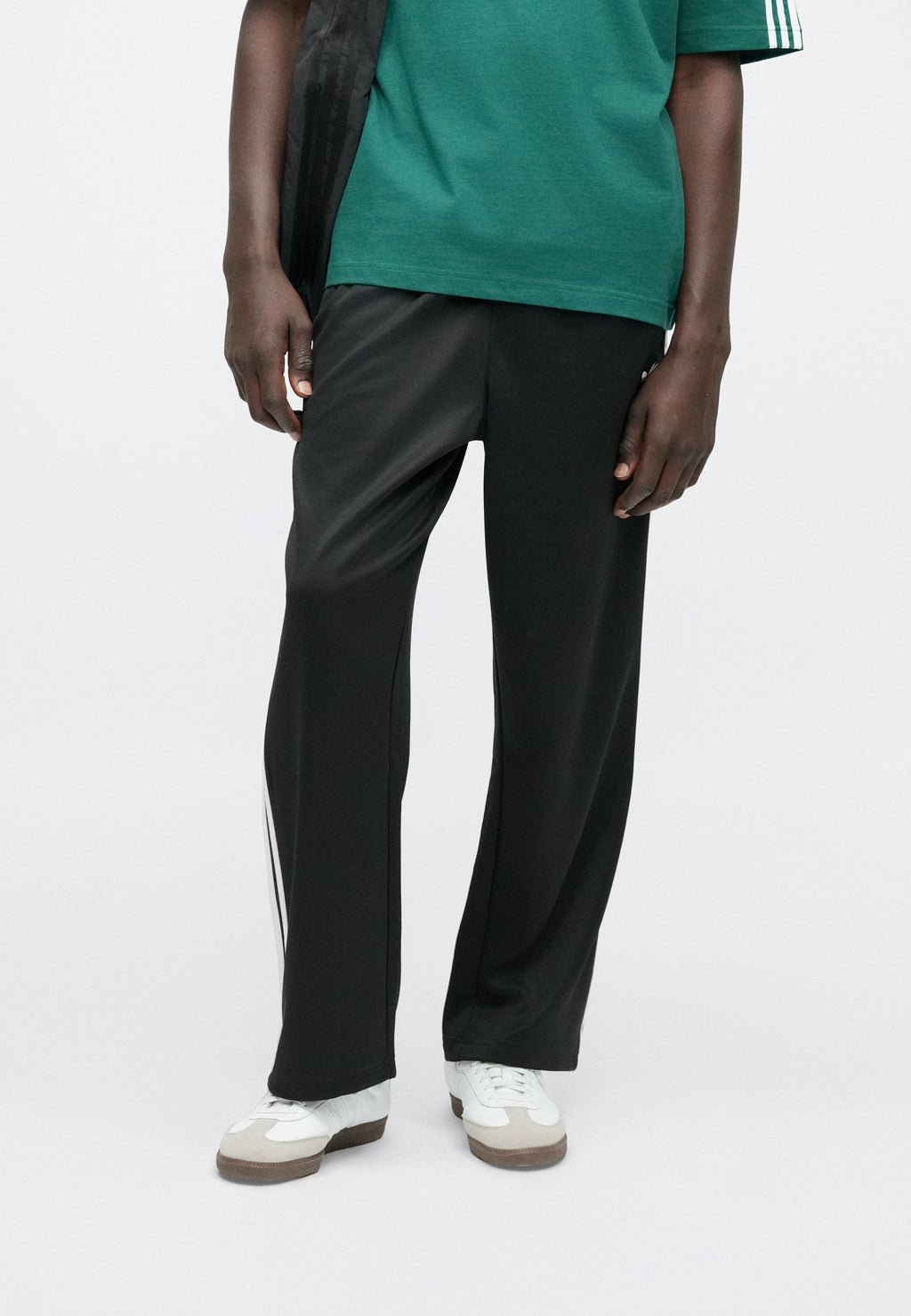 LOOSE  - Tracksuit bottoms - black/white
