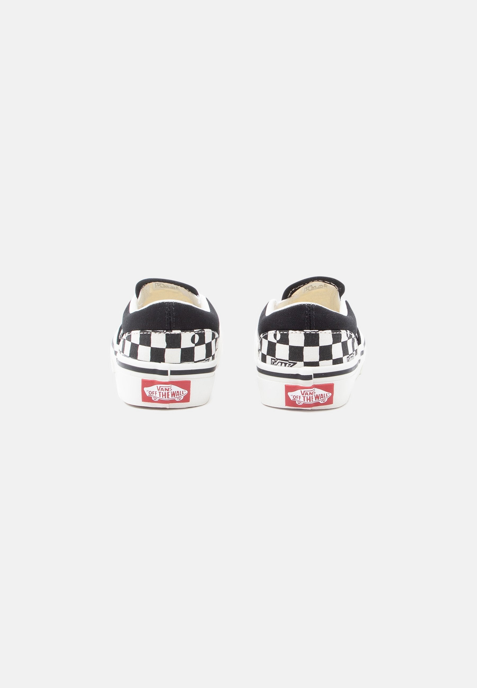 CLASSIC SLIP ON UNISEX - Slip-ons - black/white