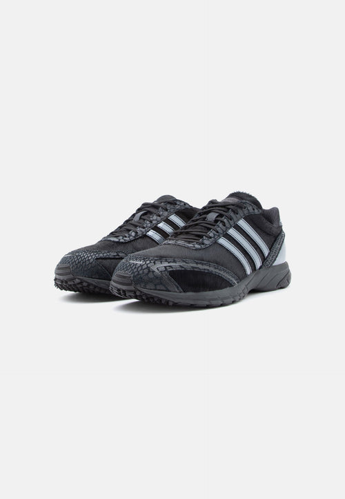 ADIZERO ADIOS OG - Trainers - core black/carbon