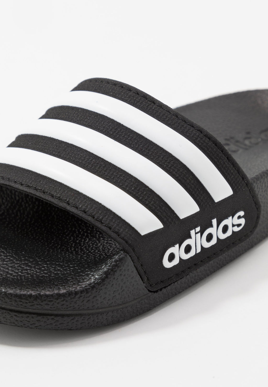 ADILETTE SHOWER UNISEX - Pool slides - core black/footwear white