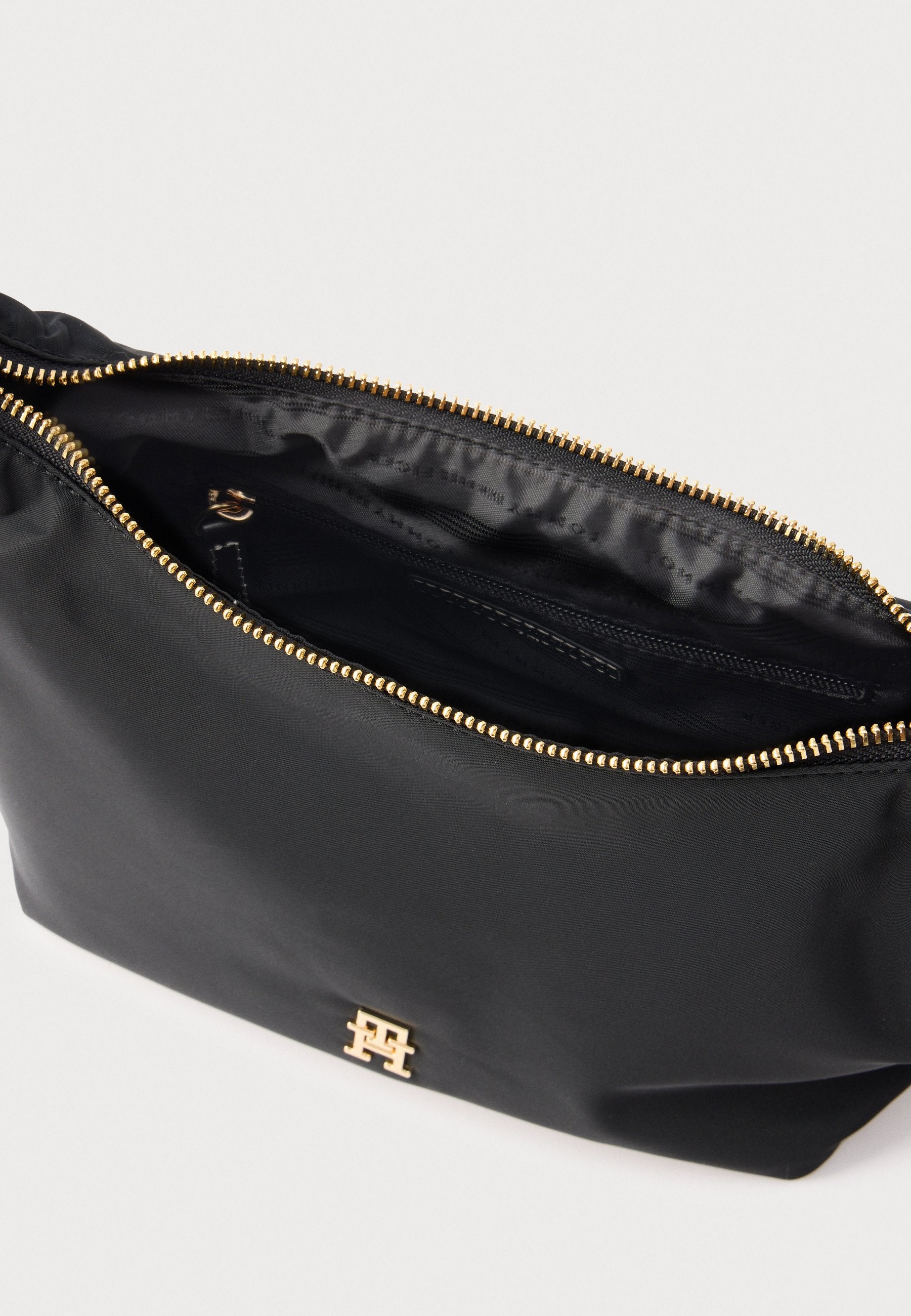 TH MONOGRAM PLAQUE CROSSBODY BAG - Handbag - black