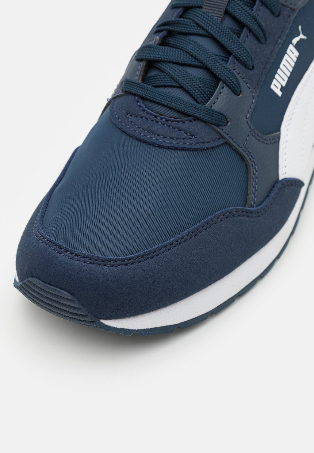 ST RUNNER V4 UNISEX - Trainers - club navy/white