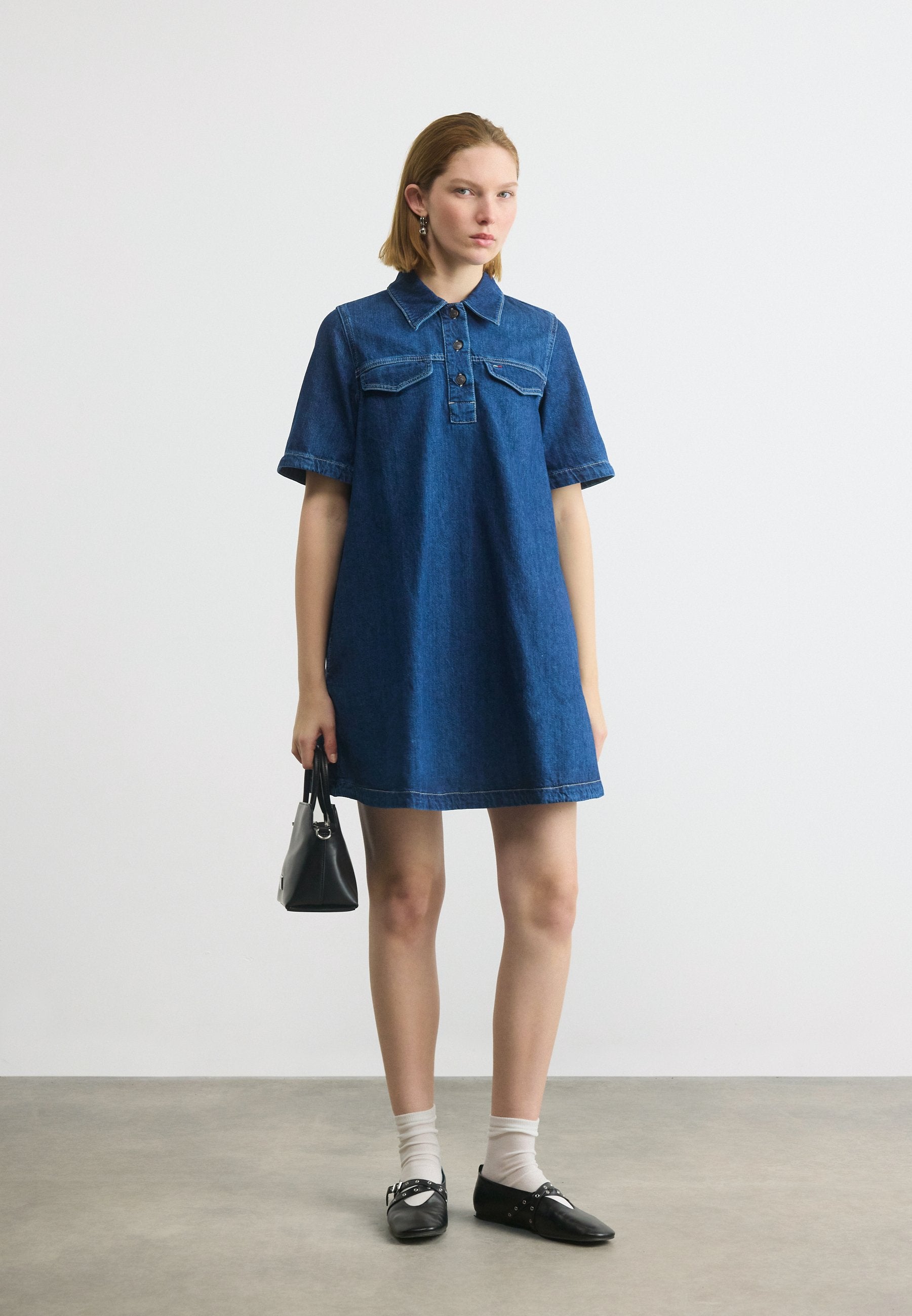 MINI DENIM SHORT SLEEVE SHIFT DRESS - Denim dress - denim medium